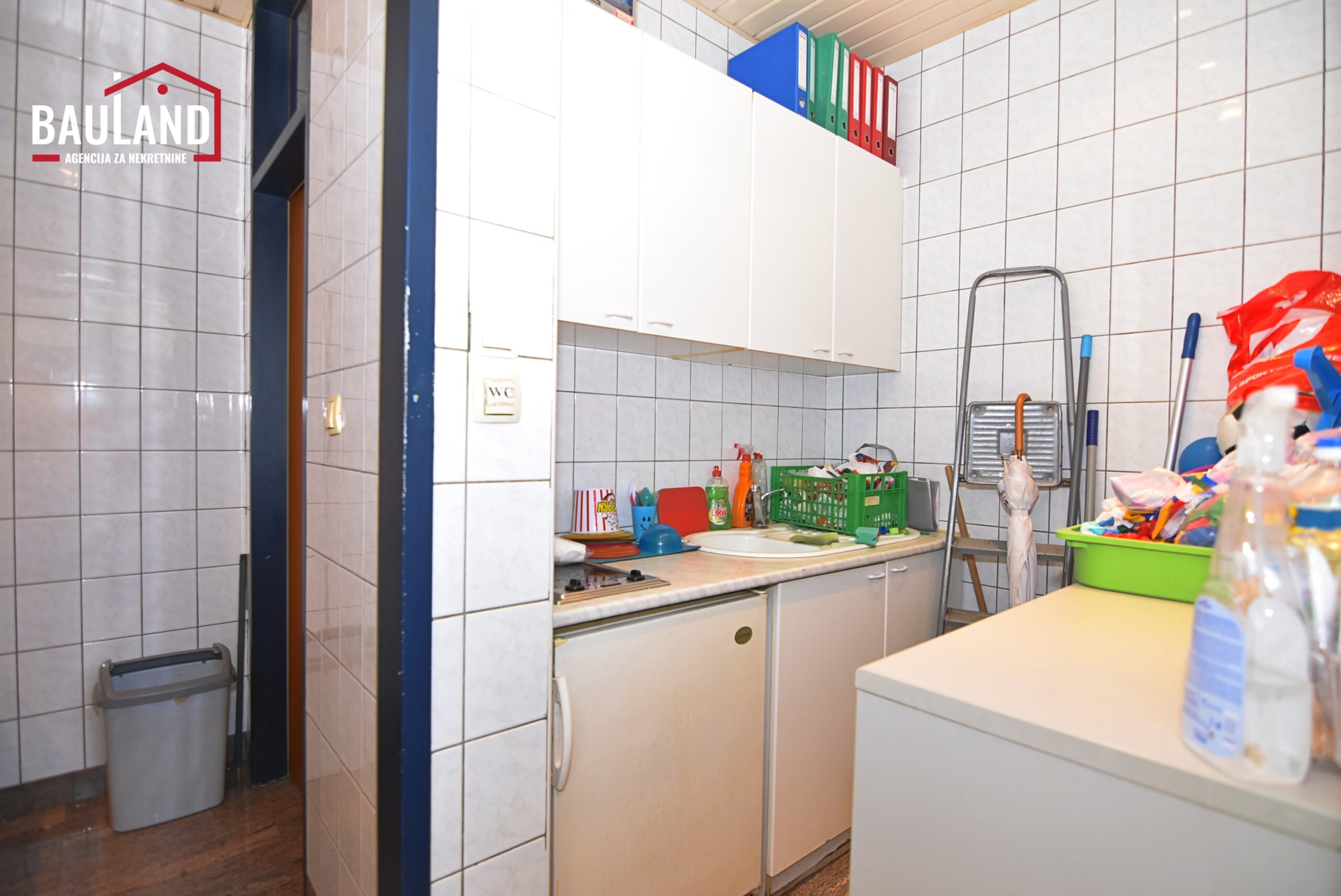 14 prodaja poslovnog prostora Azize Šaćirbegović