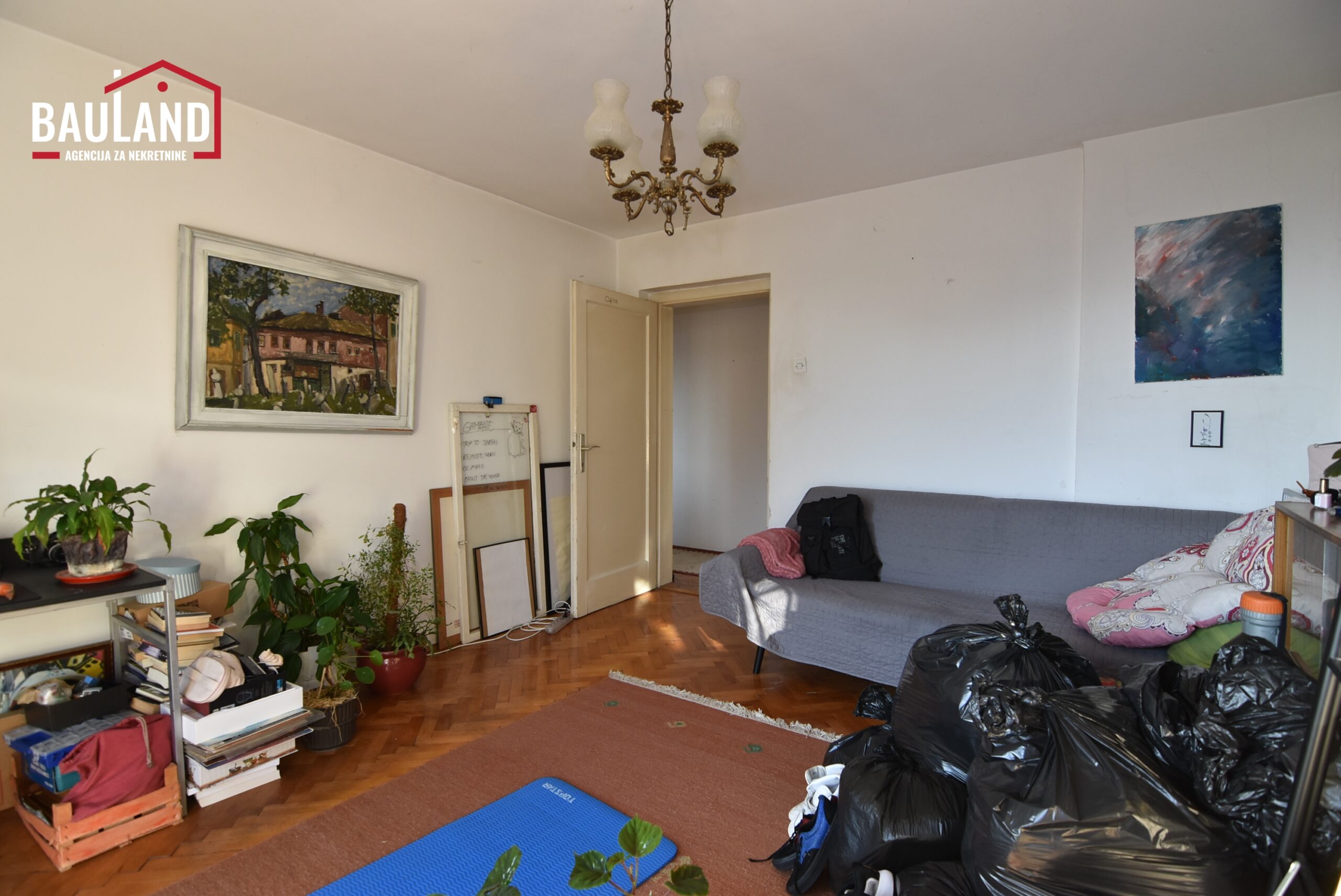 3 prodaja stana 52m2 I sprat ul. Omera Stupca