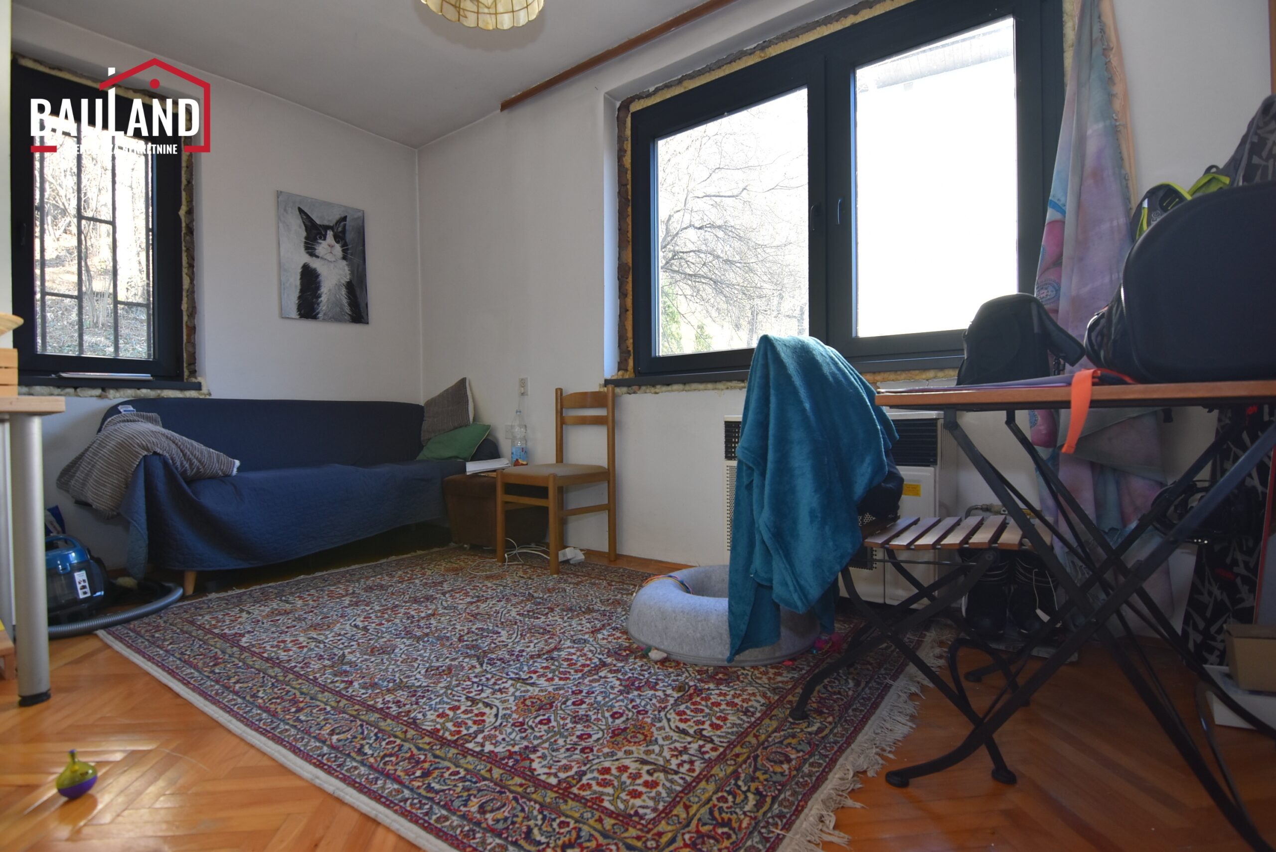 4 dvosoban stan u izvornom stanju za prodaju 52m2 I sprat ul. Omera Stupca