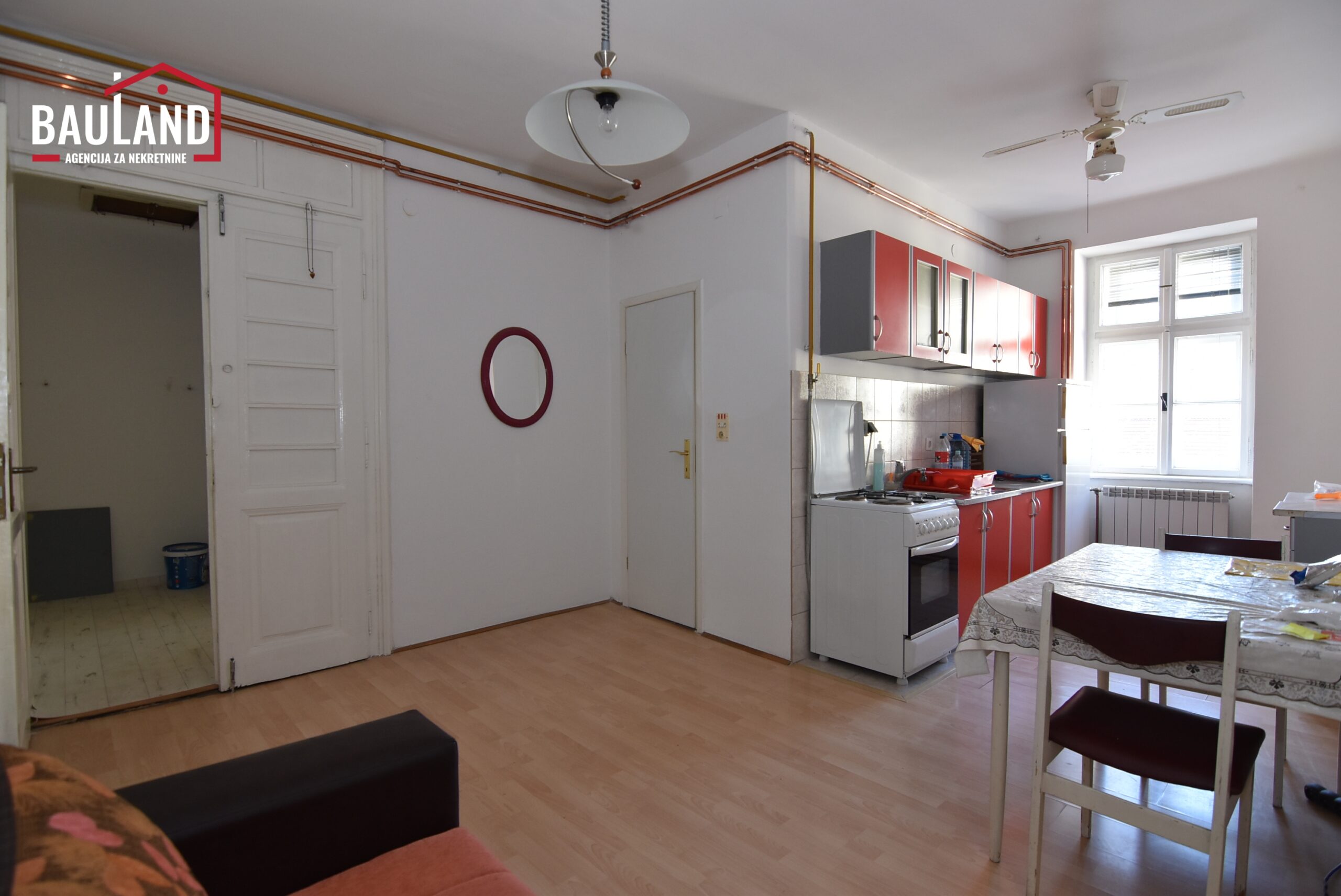 08 na prodaju trosoban stan u ulici Vrazova Općina Centar