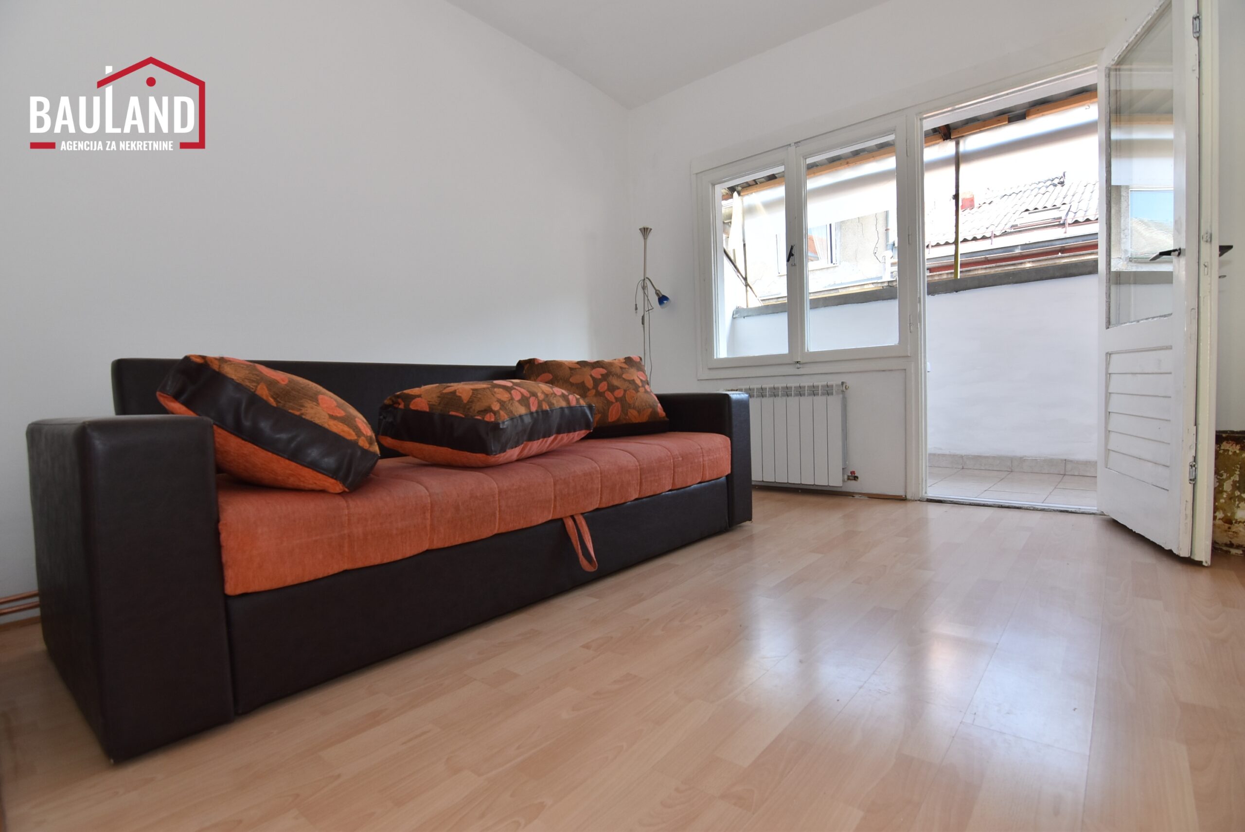 10 stan za prodaju Općina Centar