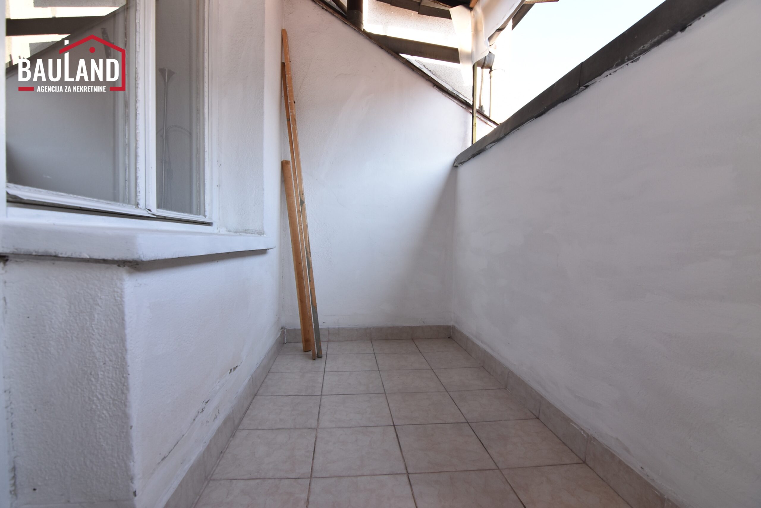 16 prodaja stana u centru Sarajeva ul. Vrazova Marijin Dvor