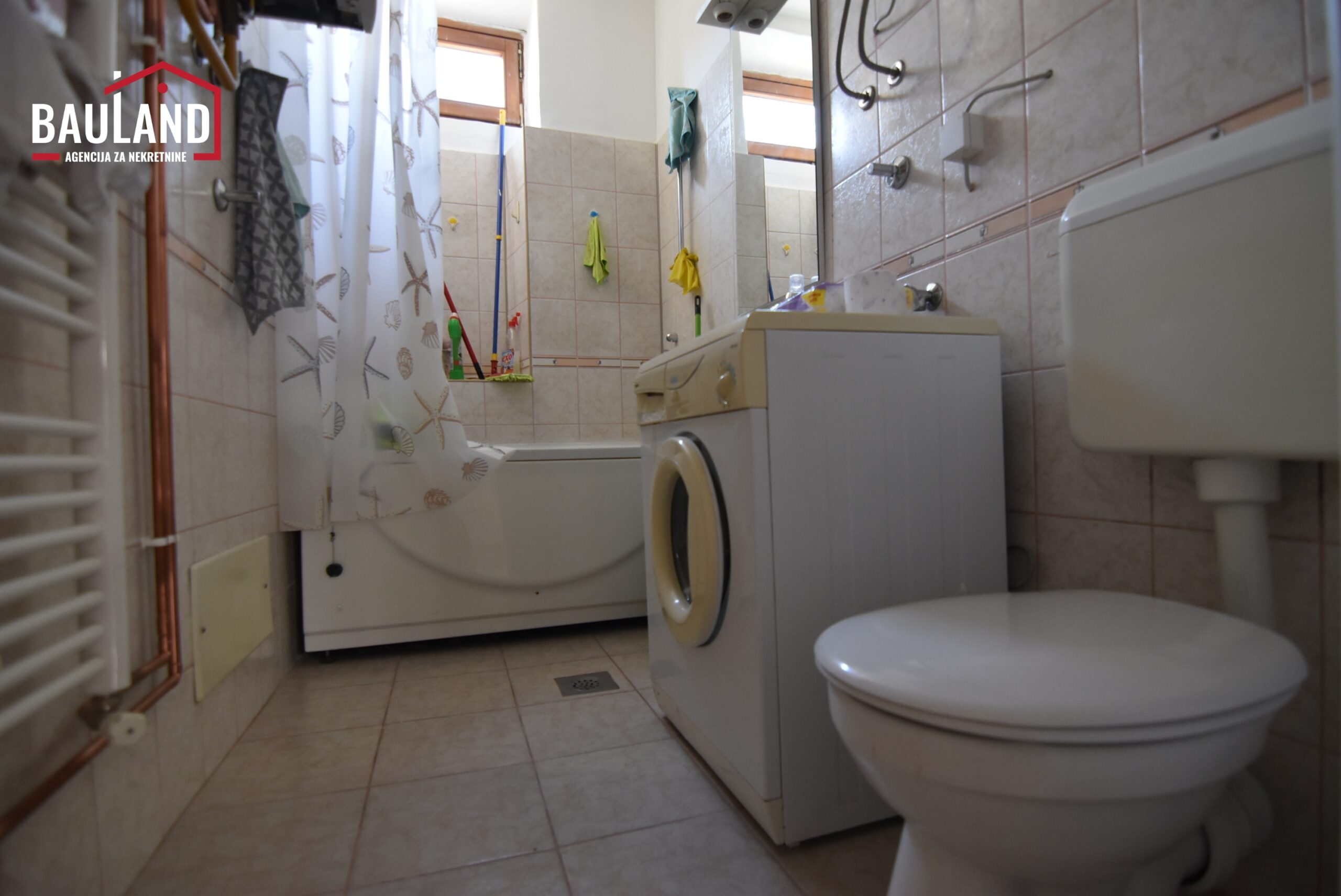 17 stan za prodaju Centar