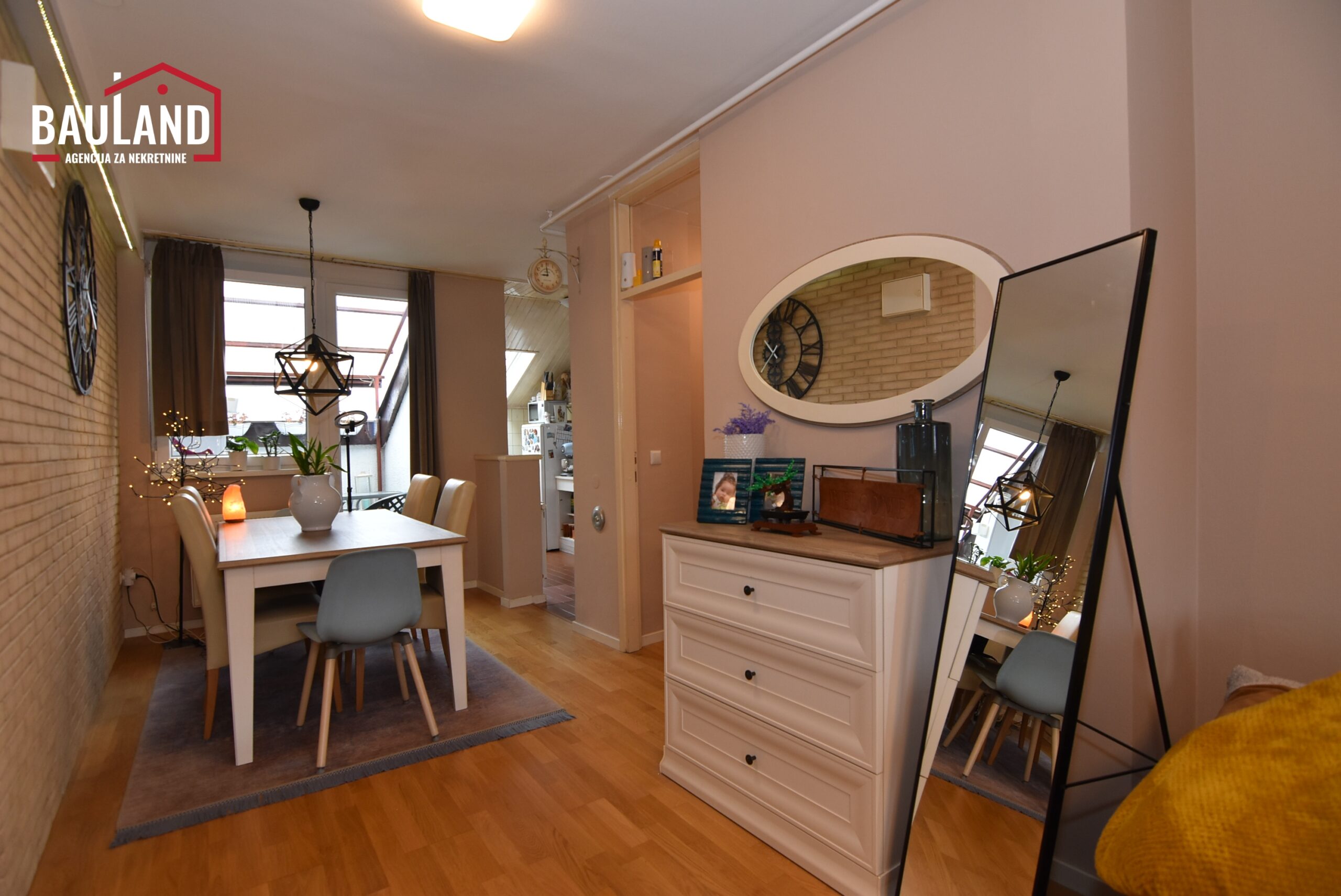 6 prodaje se trosoban stan na Vracama Novo Sarajevo