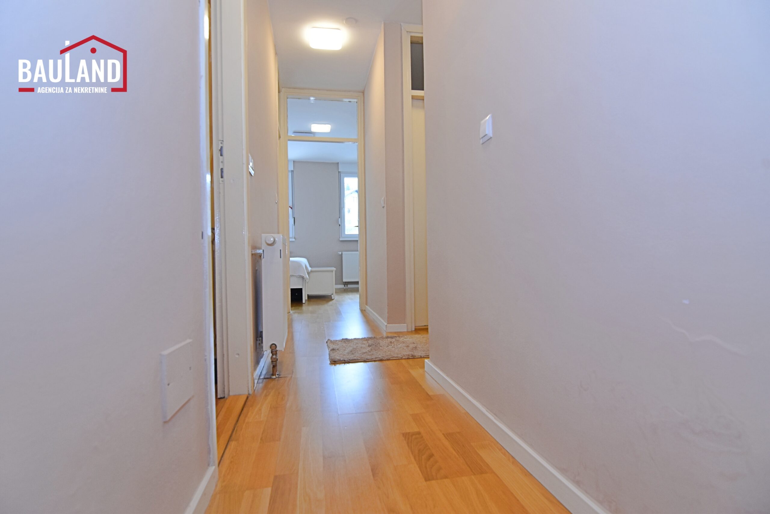 13 stan za prodaju III sprat ul. Avde Smajlovića naselje Vraca Općina Novo Sarajevo