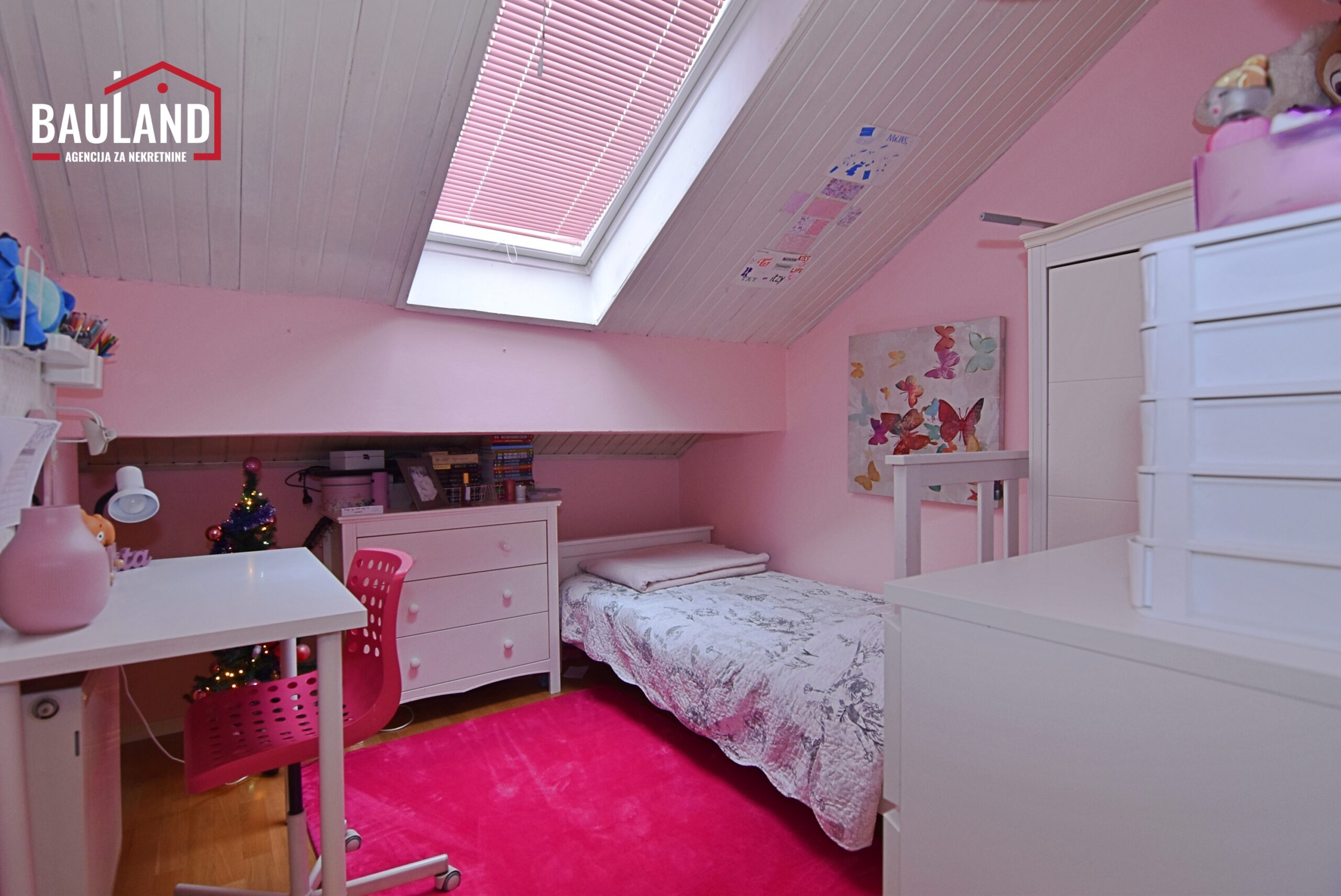 18 stan za prodaju 76m2 III sprat ul. Avde Smajlovića