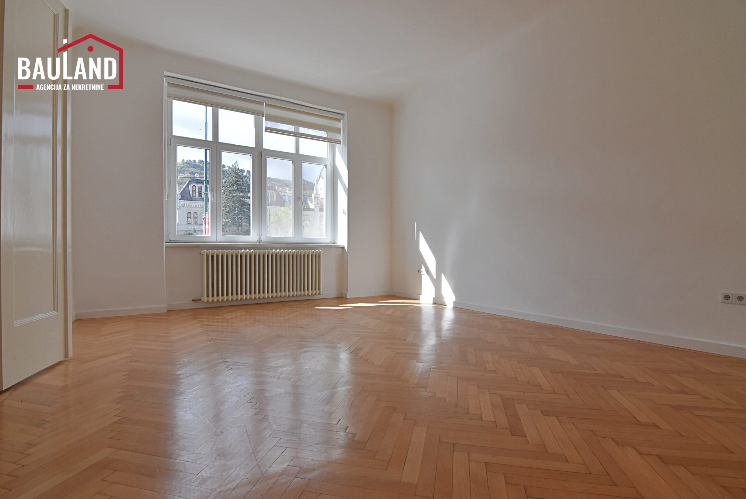 Geschäftsraum im Hochparterre - 80m2 / Zentrum