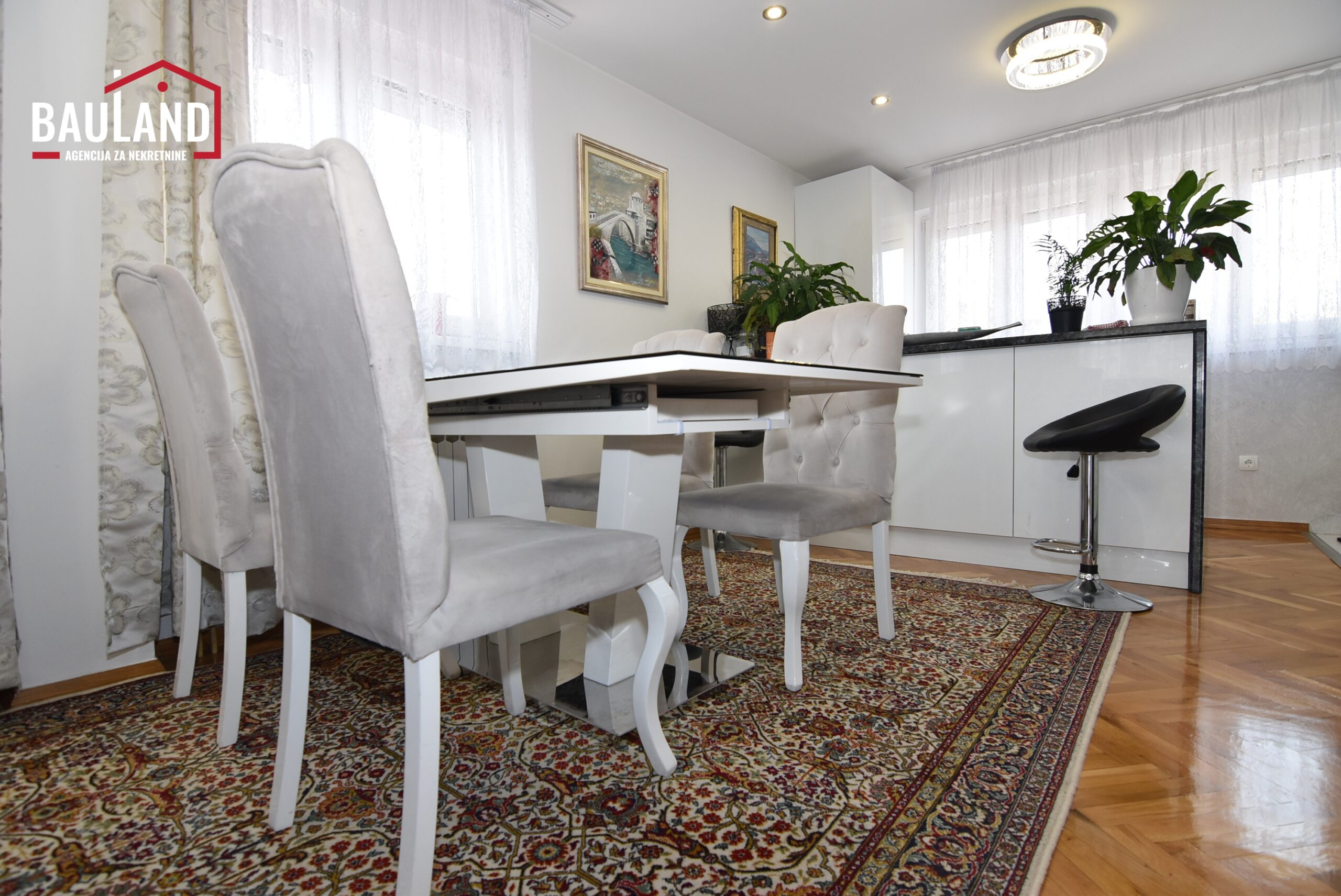 4 stan za prodaju u Starom Gradu u ulici Safvet bega Bašagića