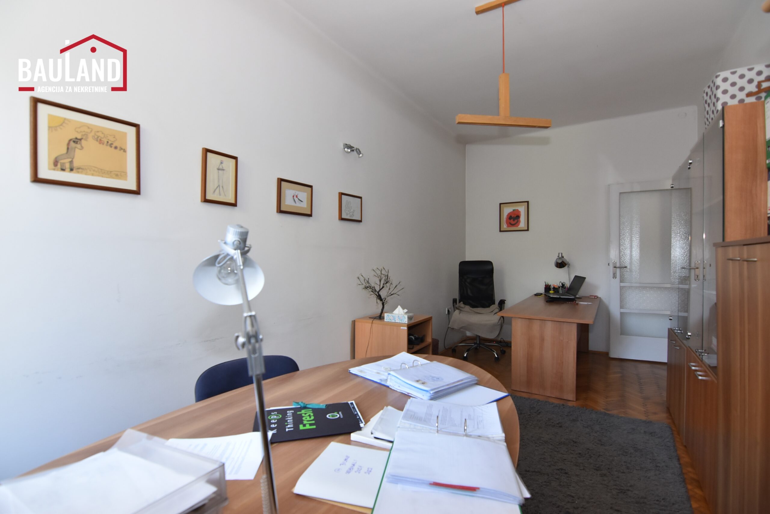 7 poslovni prostor za najam površine 100m2 Općina Centar