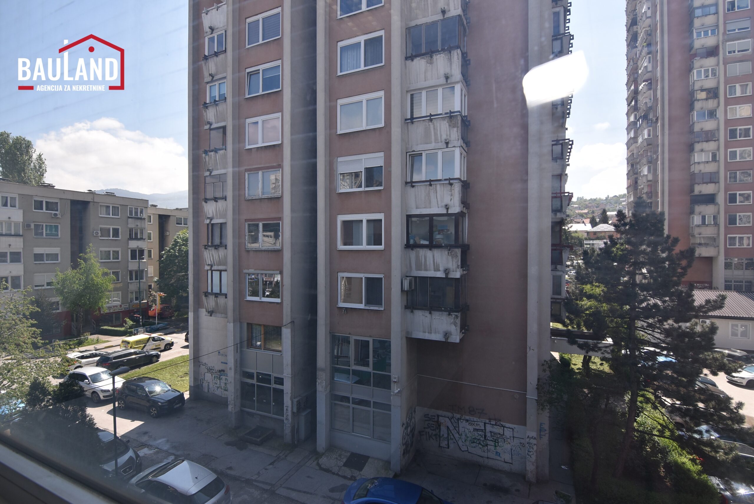 6 poslovni prostor za najam 21m2 ul. Azize Šaćirbegović