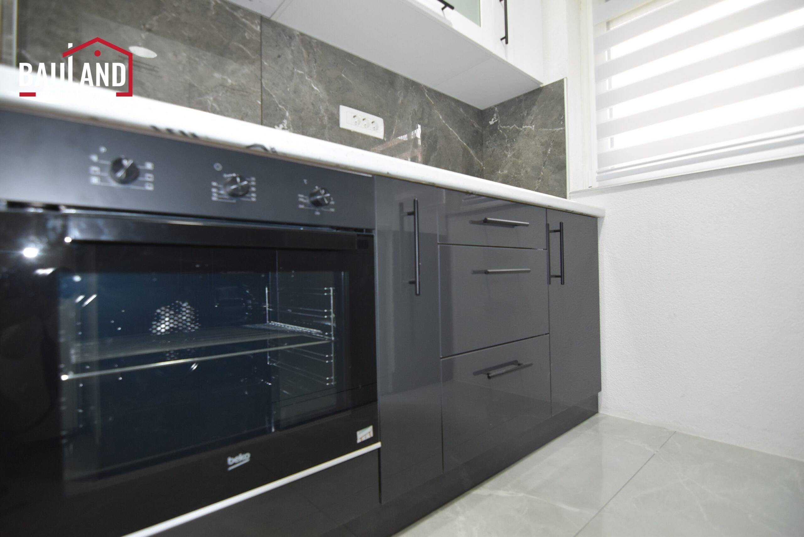 6 stan u sklopu kuće naselje Hrasnica Općina Ilidža