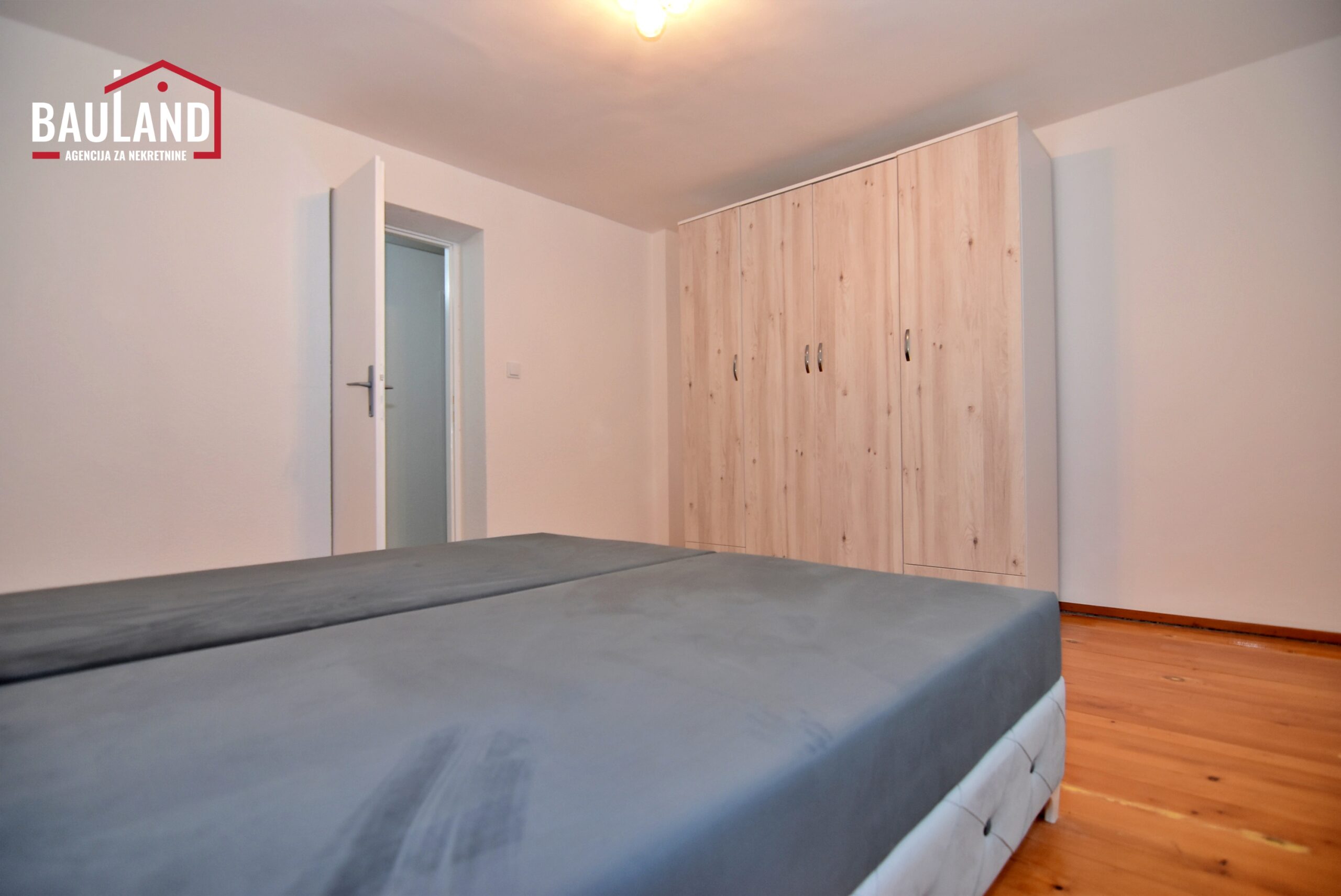 9 iznajmljuje se stan u sklopu kuće u ulici Dr. Halid bega Hrasnice Općina Ilidža