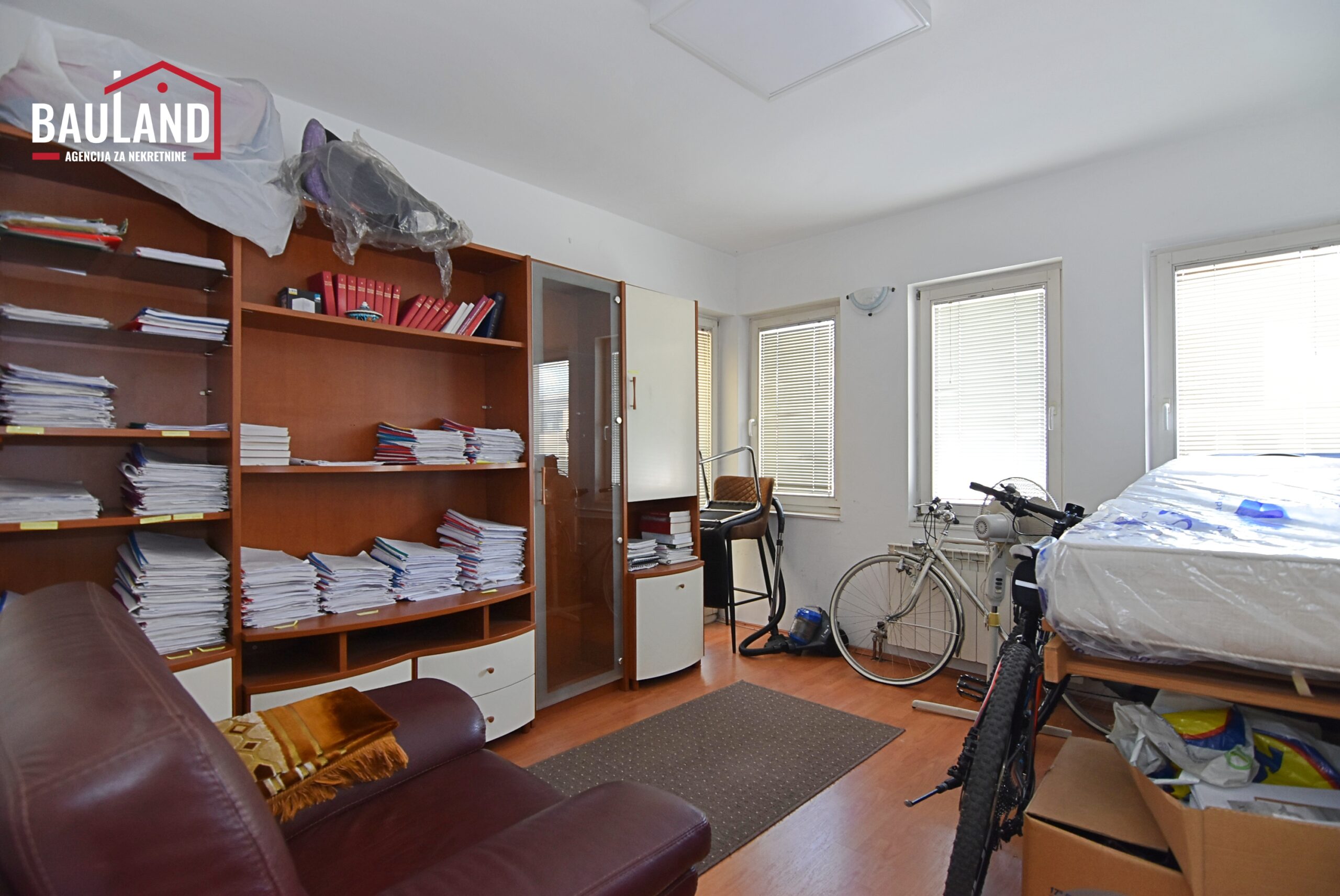 3 poslovni prostor za najam 50m2 naselje Vraca Općina Novo Sarajevo