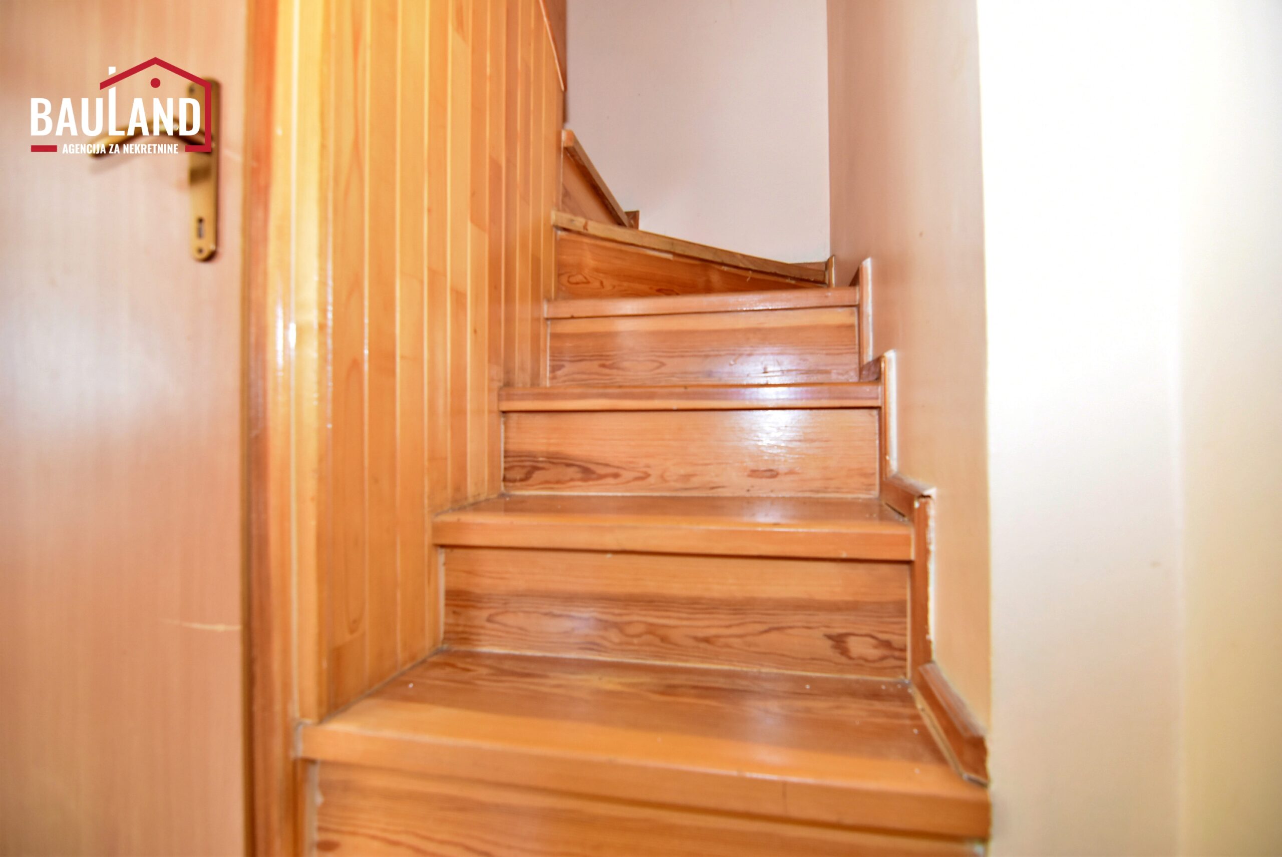 14 prodaja stana naselje Grbavica Općina Novo Sarajevo