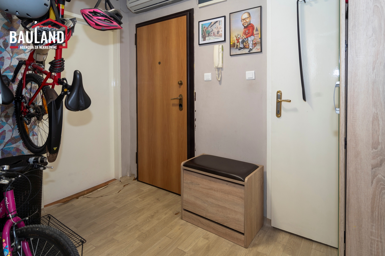 16 prodaje se dvosoban stan u ulici Džemala Bijedića Novo Sarajevo