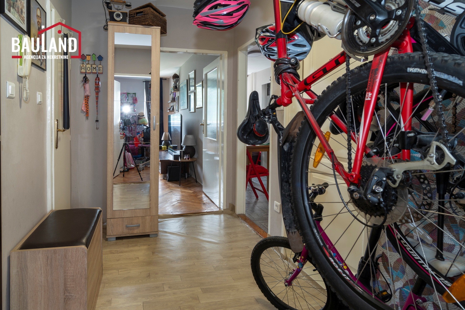 18 stan za prodaju 53m2 visoko prizemlje Općina Novo Sarajevo