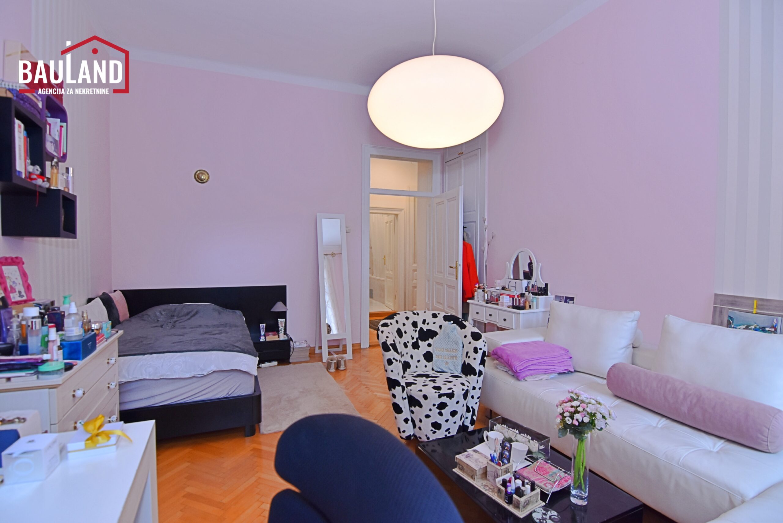 17 prodaja stana 110m2 I sprat ul. Mis Irbina Općina Centar