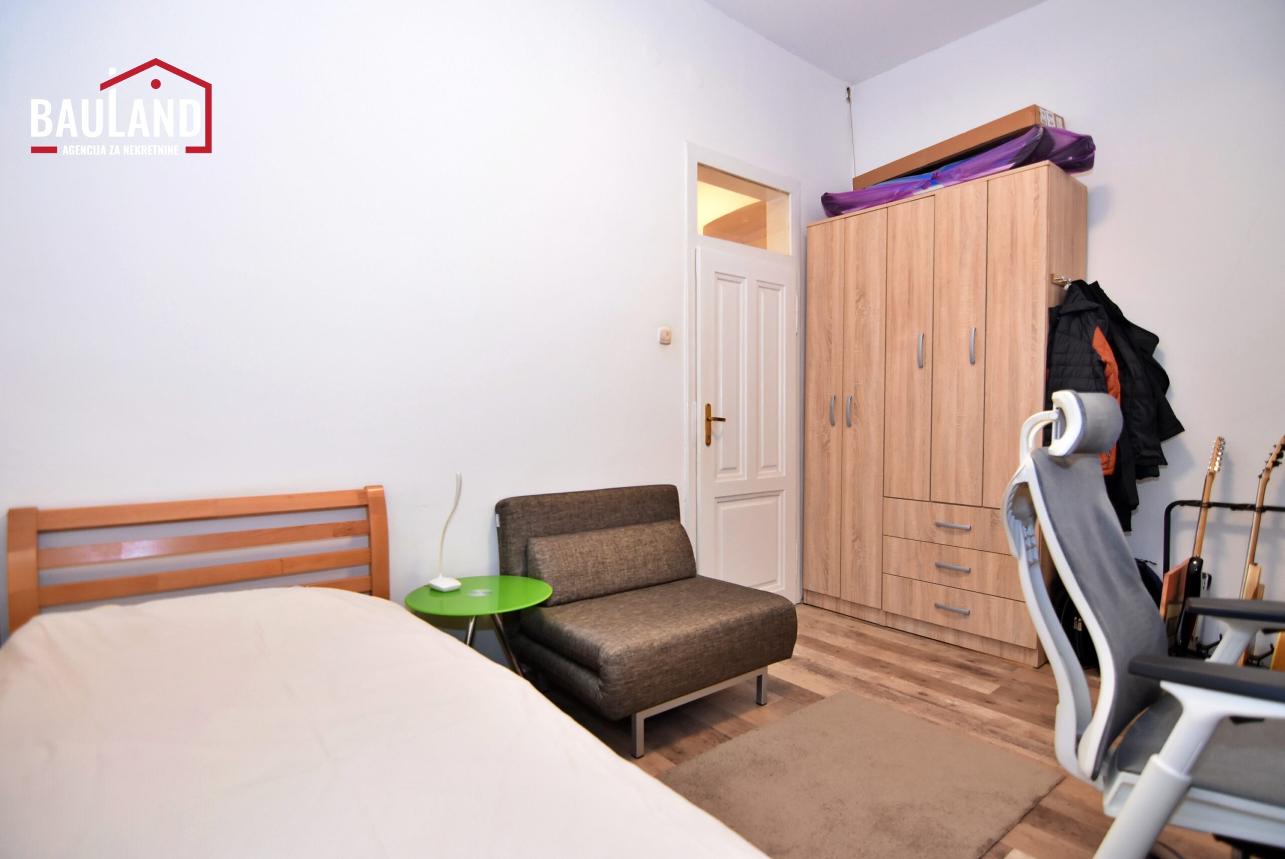 19 prodaja stana 110m2 I sprat centar Sarajeva