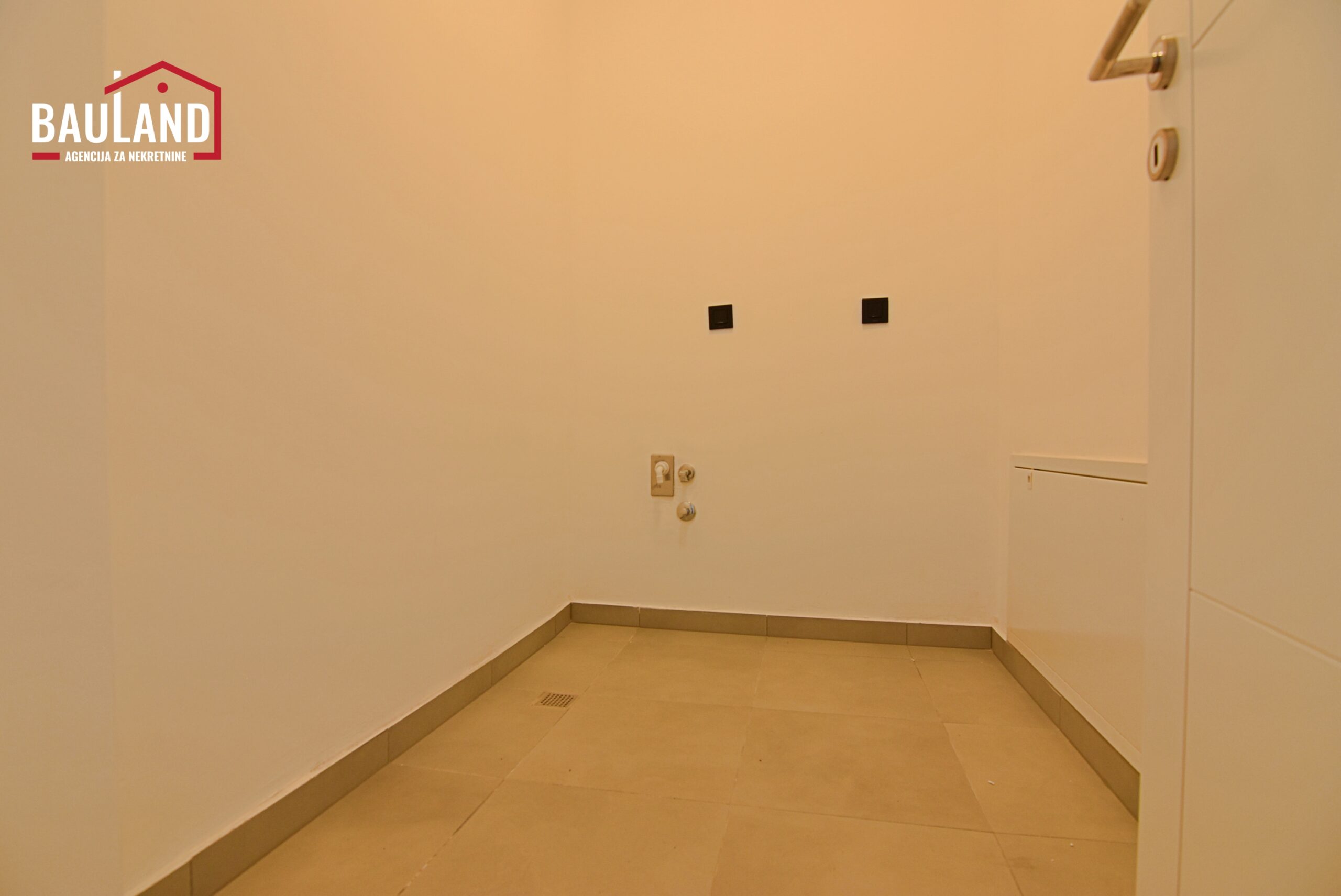 5 iznajmljuje se poslovni prostor u Otesu u novogradnji Ilidža Residence