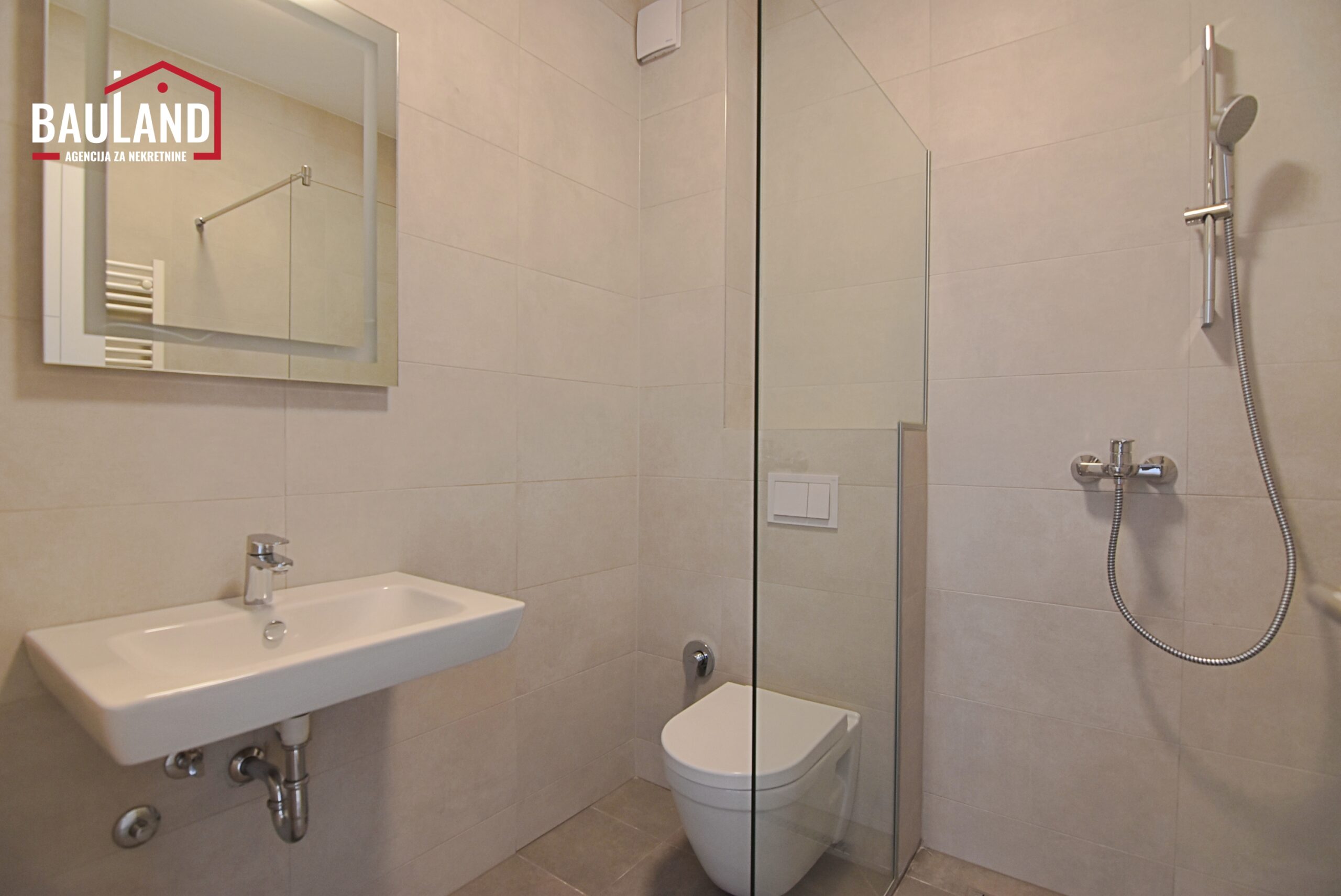 15 poslovni prostor za najam 81m2 II sprat Ilidža Residence