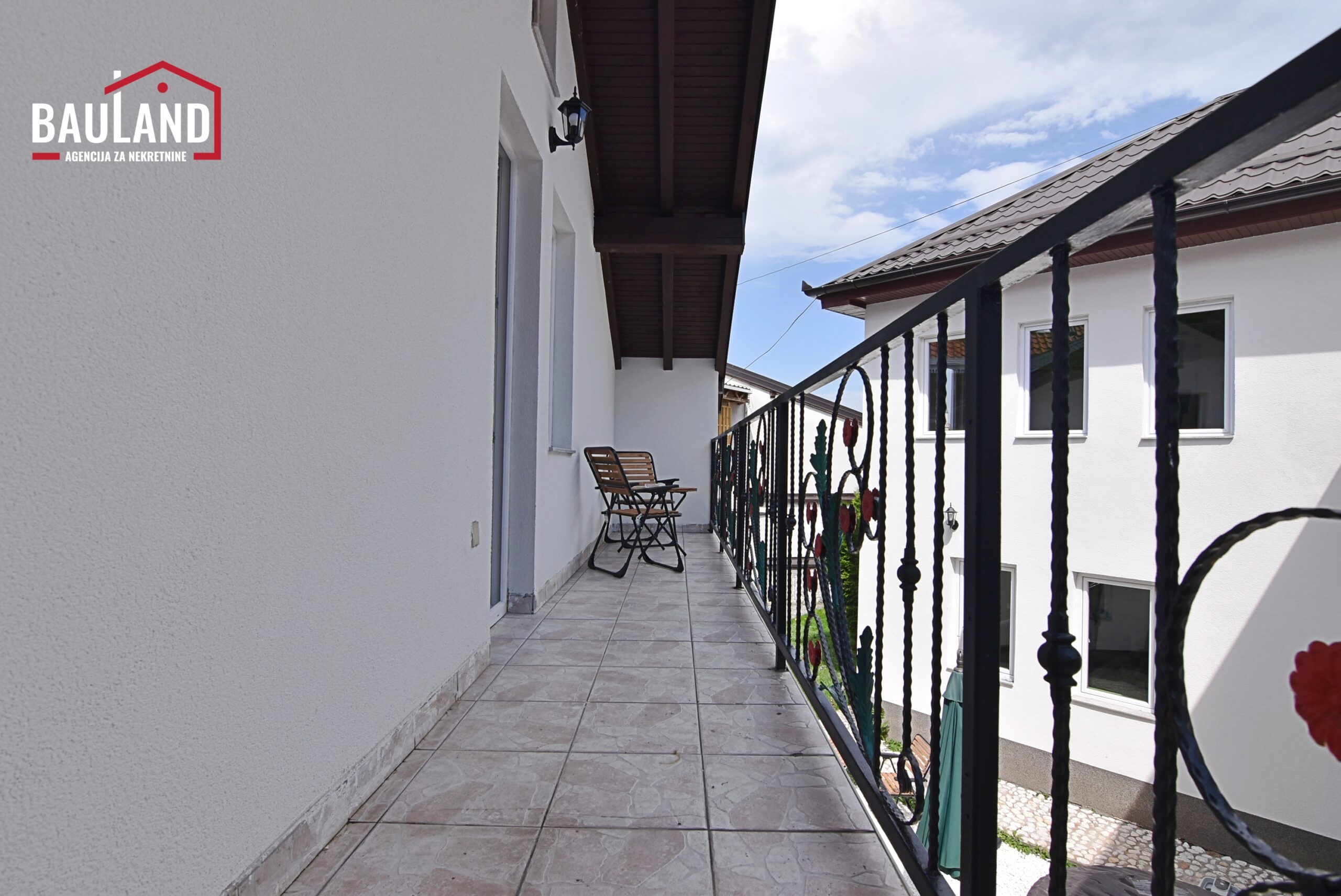 50 kuće za najam na duđi period Stari Grad Kovači