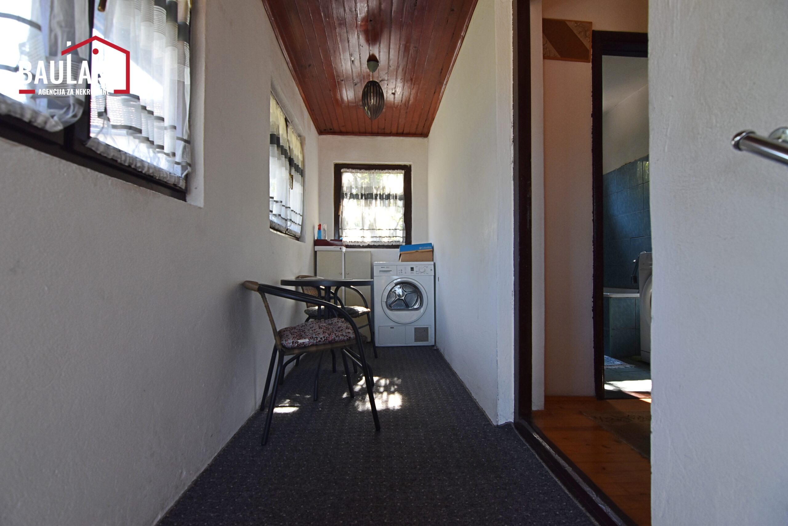 7 na prodaju kuća u naselju Boljakov potok u ulici Enesa Herića