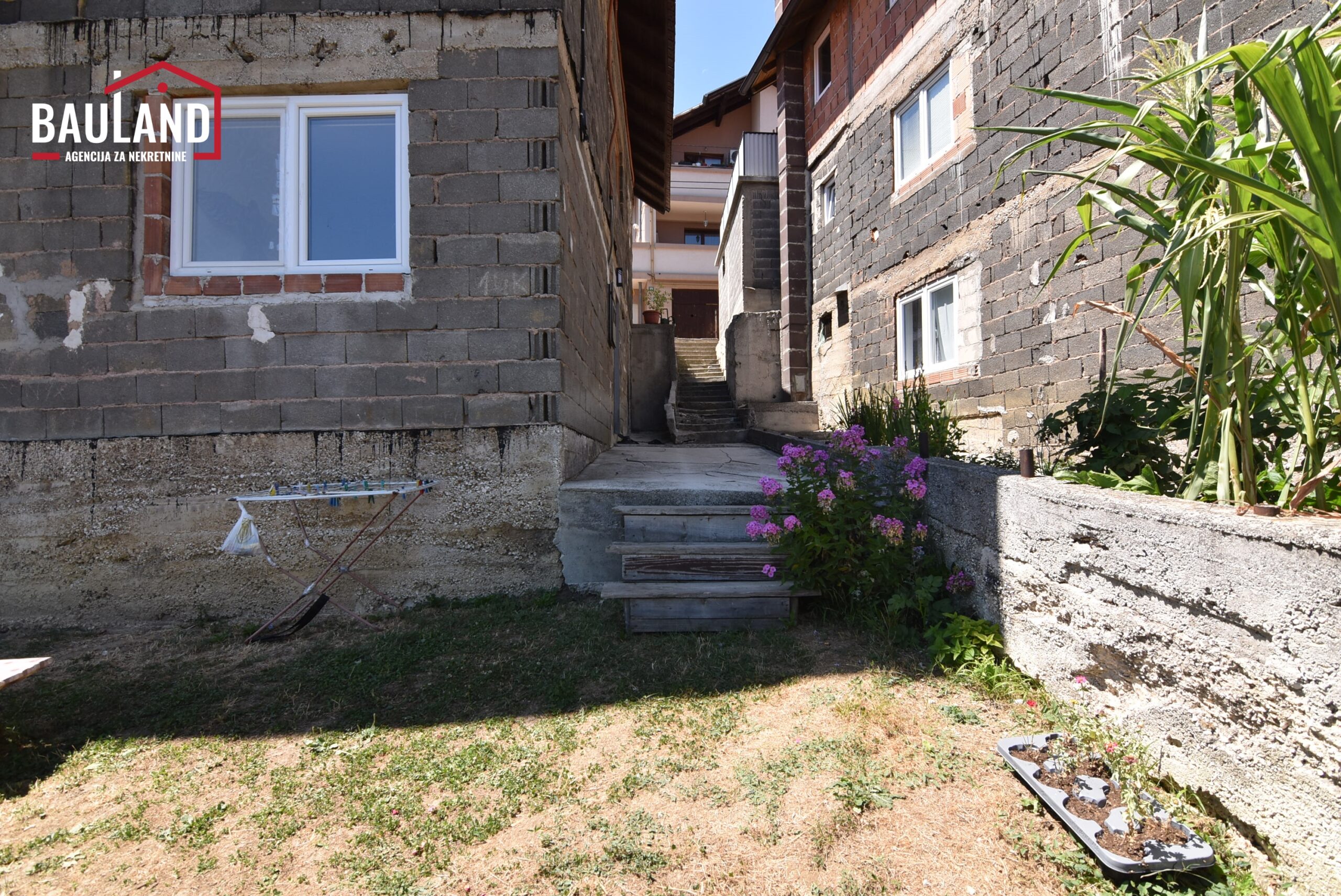 7 kuća za prodaju ul. Ejupa Delića naselje Kobilja glava Općina Vogošća