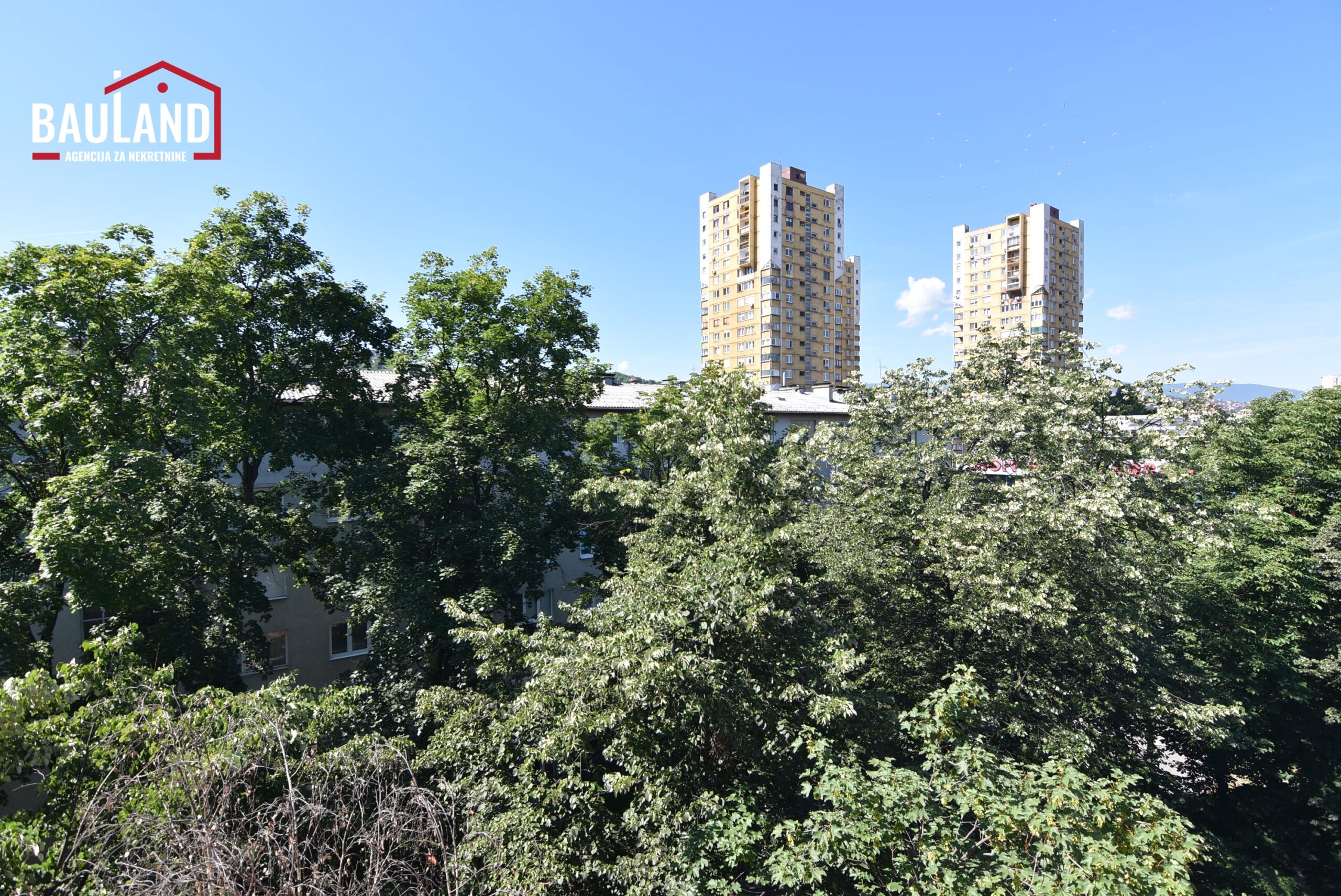 10 iznajmljuje se manji trosoban stan na Grbavici