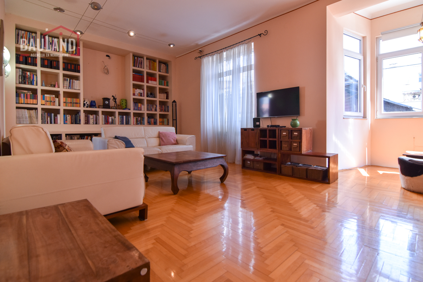 Geräumige Dreizimmerwohnung im Zentrum des Alten Stadtteils von Sarajevo - 103 m²