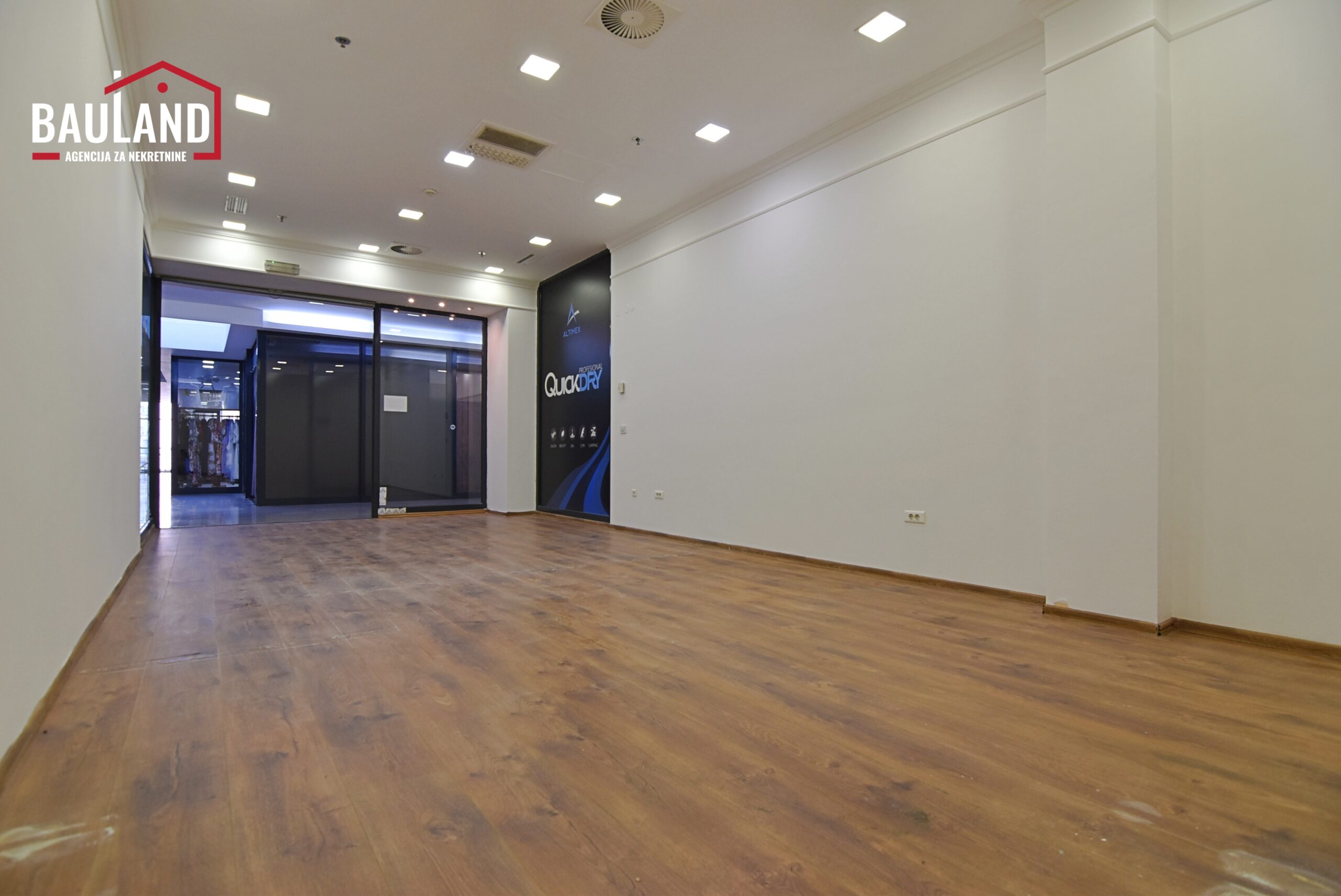 Geschäftsraum mit 42m2 / Sozialsiedlung, Novo Sarajevo