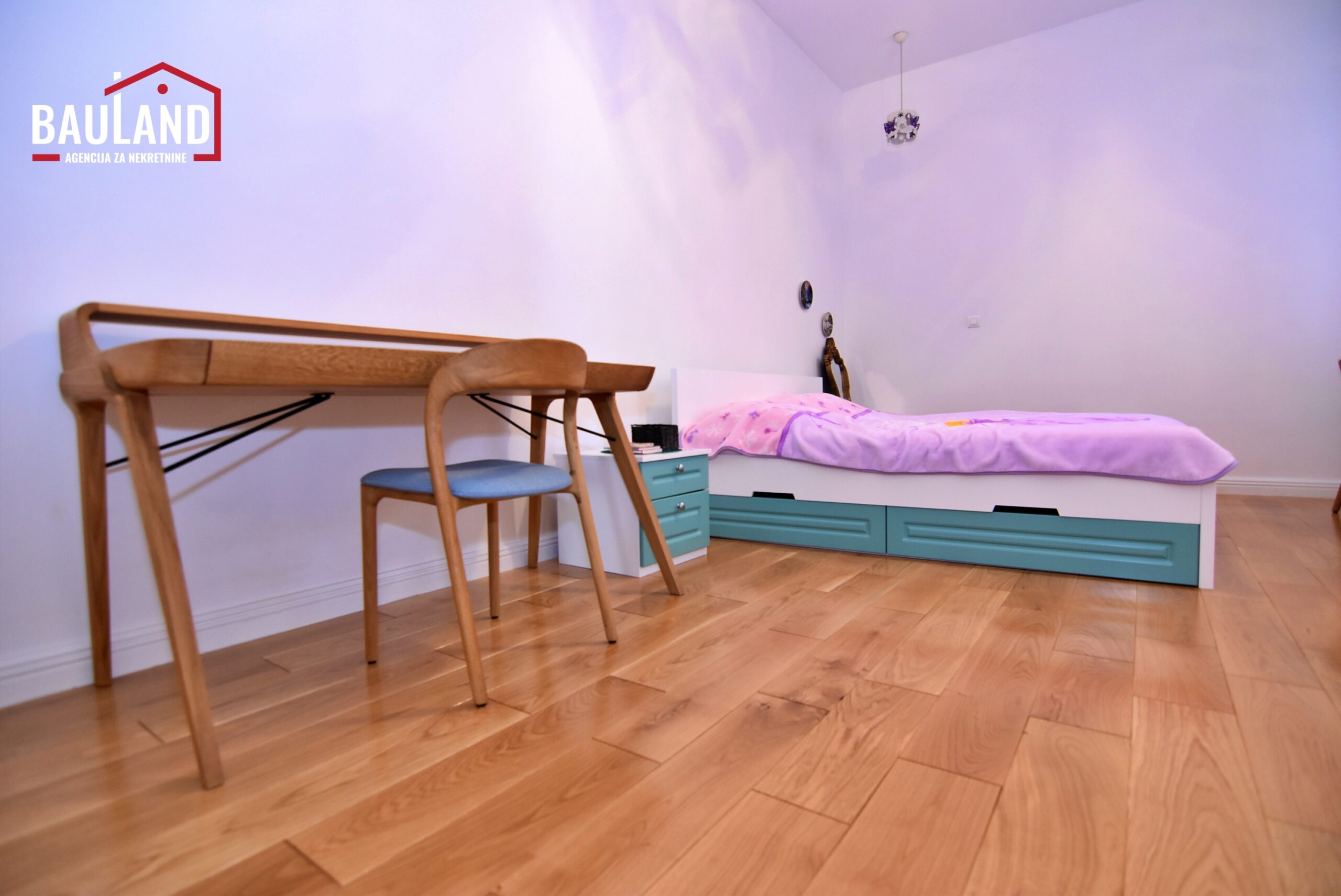 13 trosoban namješten stan 106m2 za najam Općina Stari Grad Sarajevo