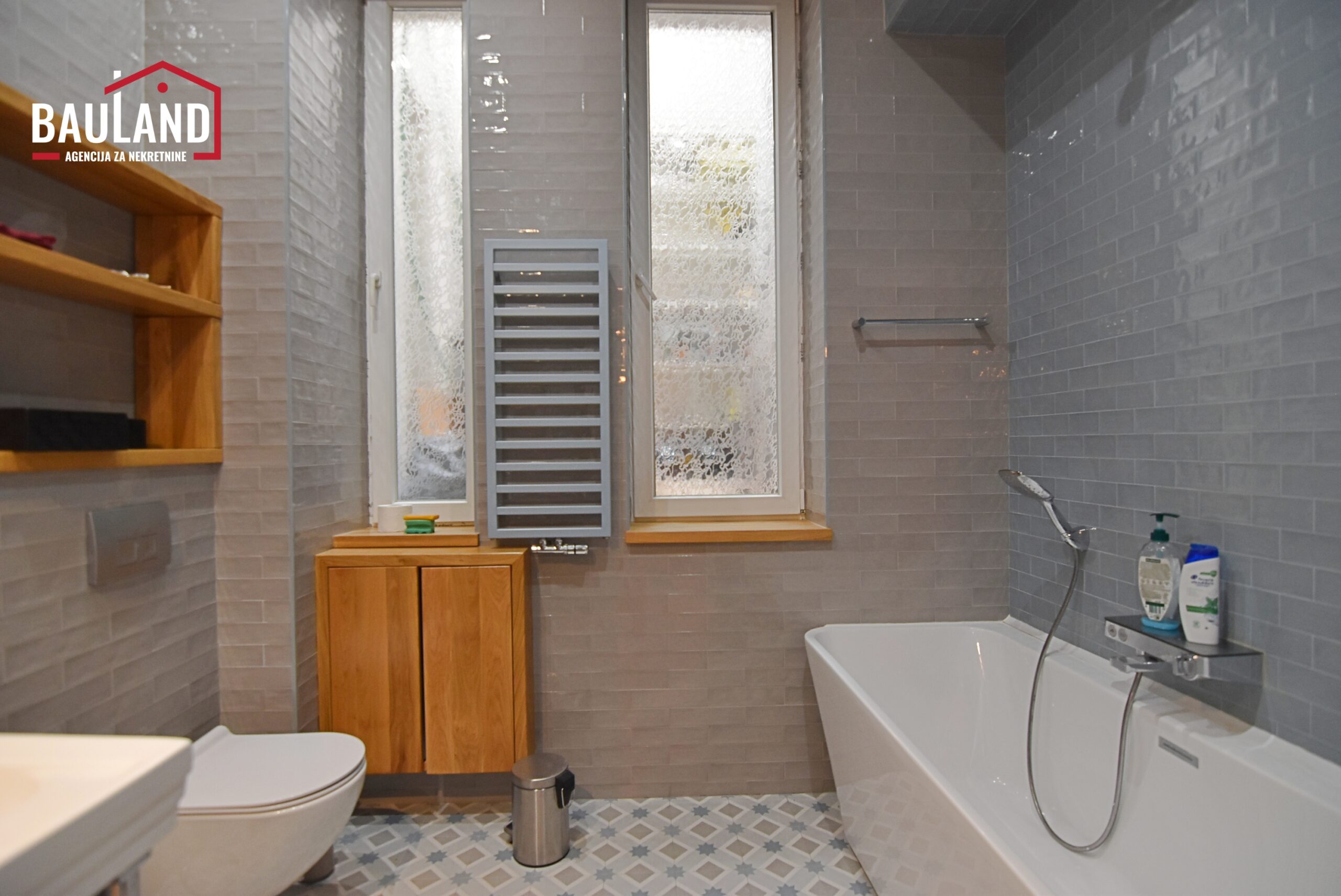 24 najam stana Stari Grad 106m2