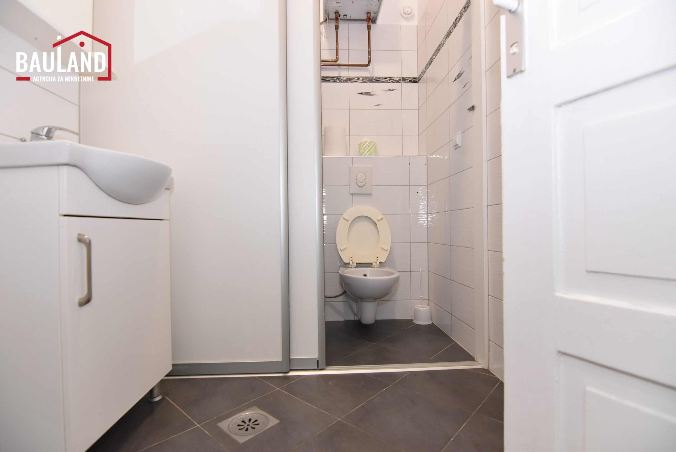 12 prostor za najam ul. Obala Kulina bana Centar