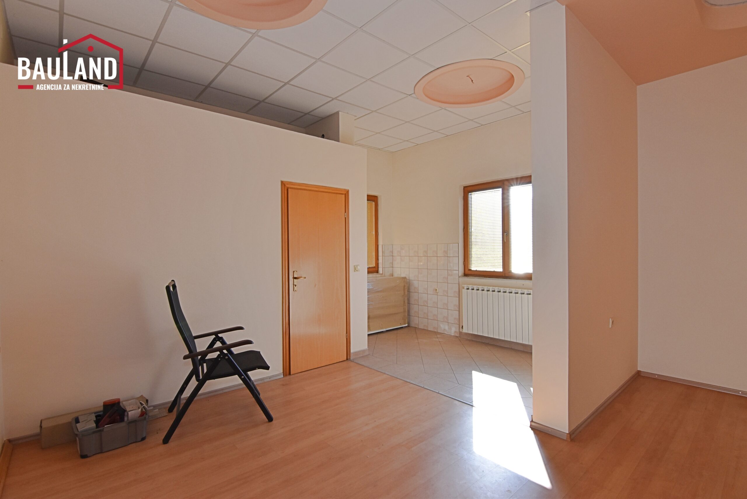 3 poslovni prostor za najam površine 106m2 ul. Kalemova Općina Centar