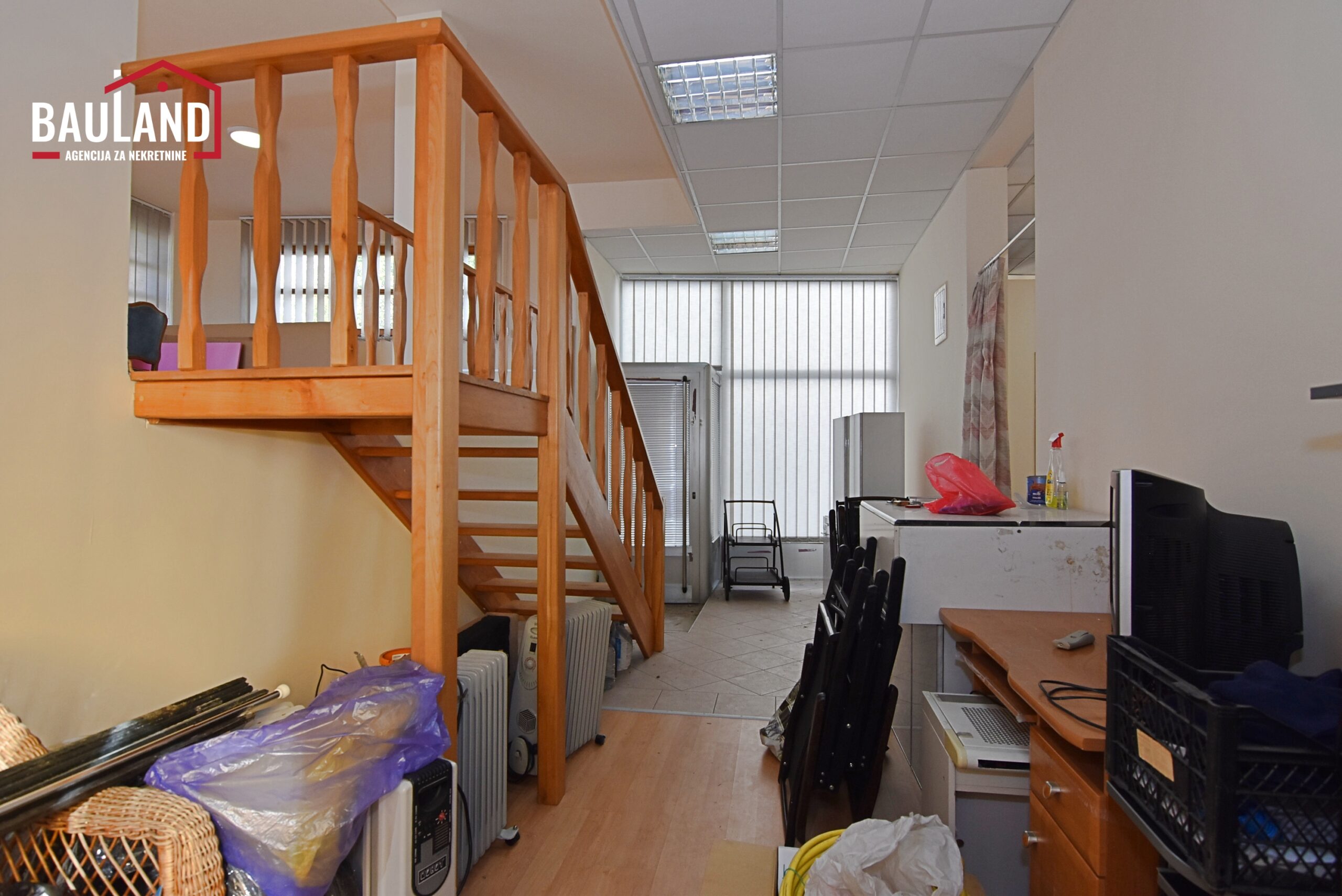 8 iznajmljuje se poslovni prostor u ulici Kalemova Općina Centar