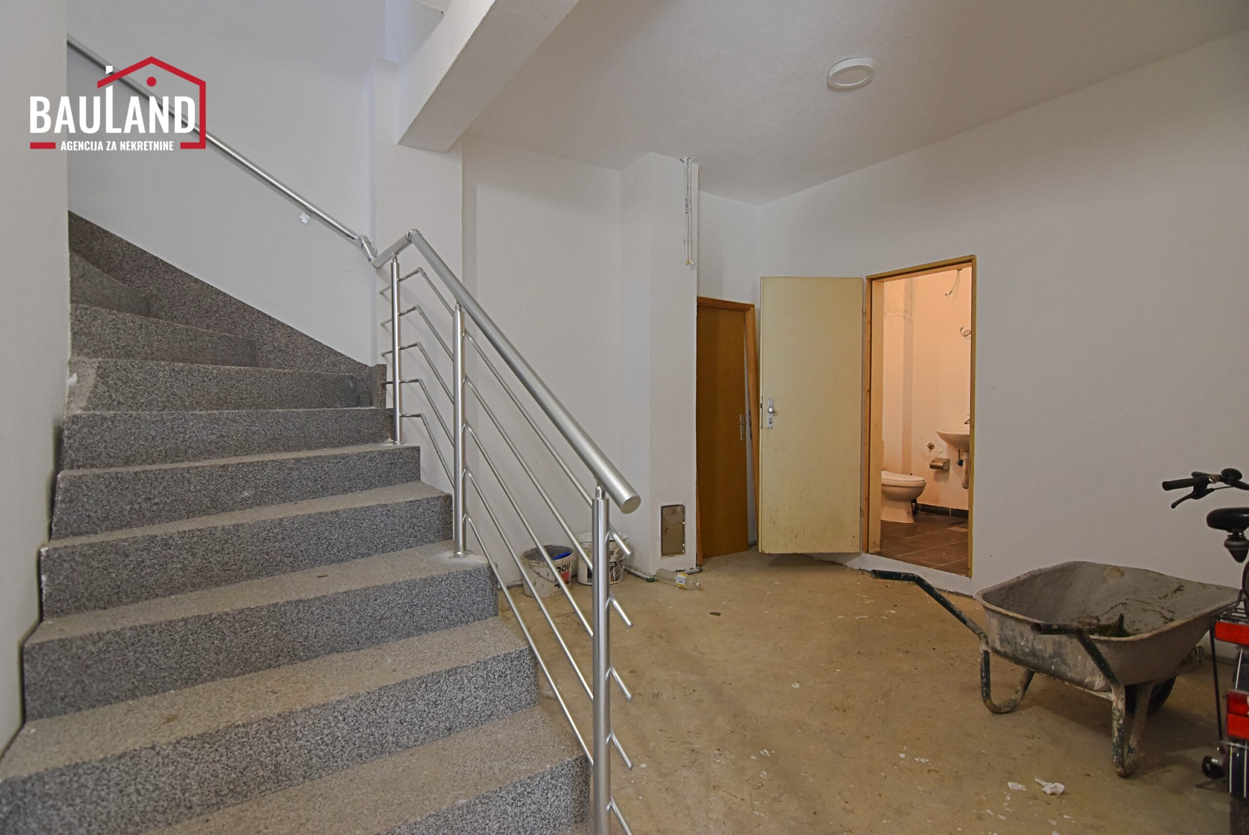 12 na prodaju kuća u ulici Remzije Ahmetovića u naselju Blažuj Općina Ilidža