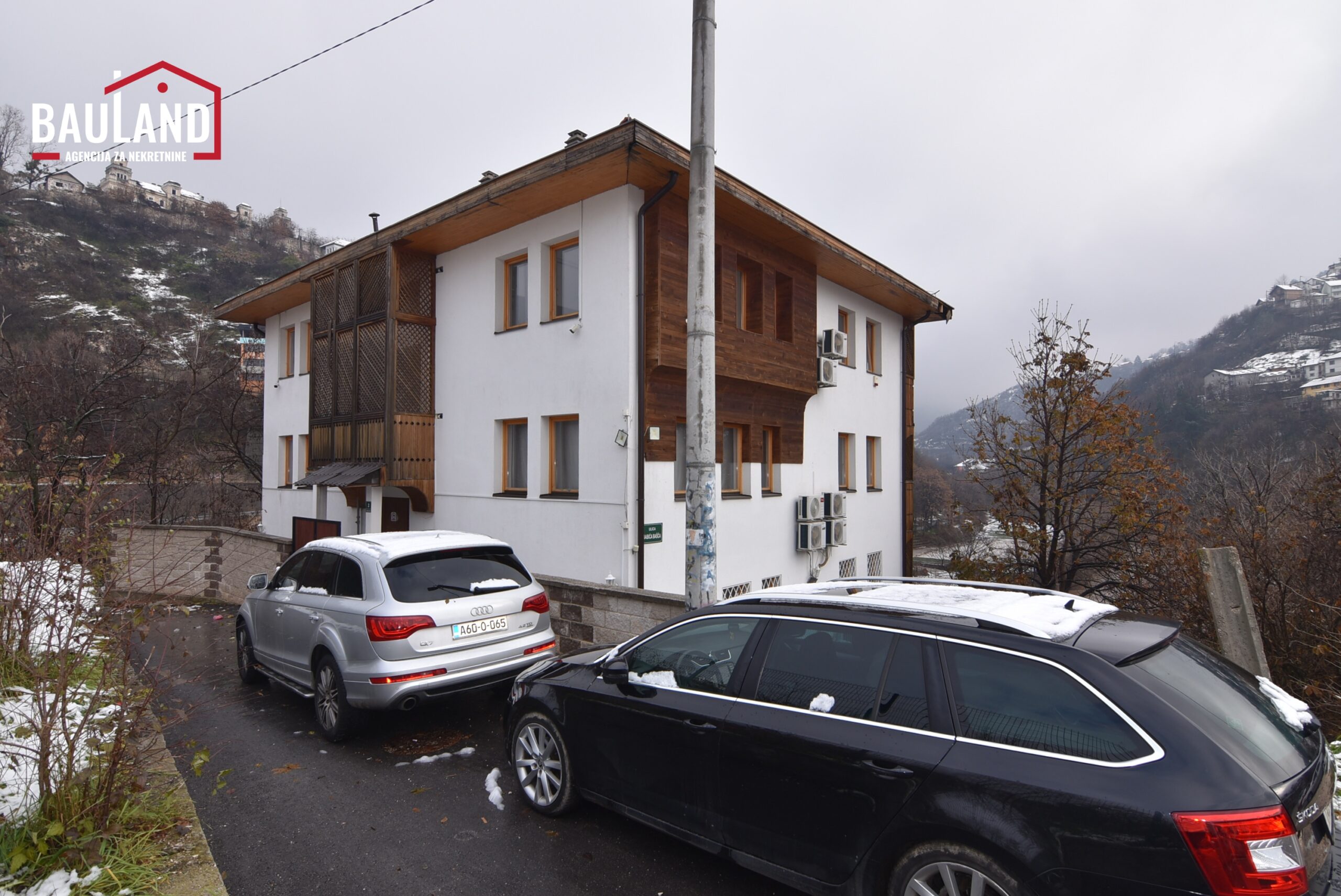 3 na prodaju stambeni objekat izgrađen na parceli površine 586m2 Općina Stari Grad Sarajevo