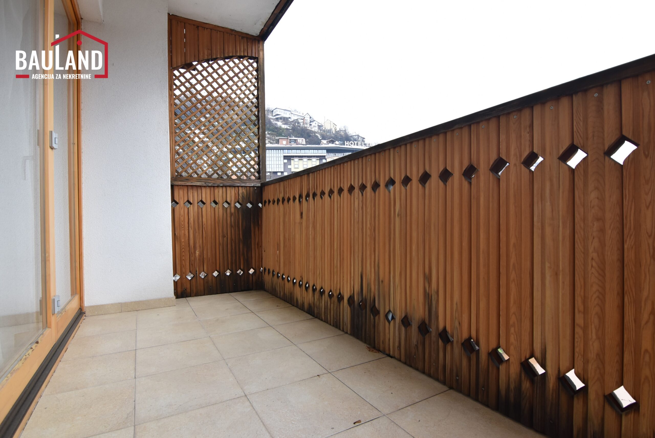 11 na prodaju stambeni objekat u ulici Babića bašča Općina Stari Grad Sarajevo