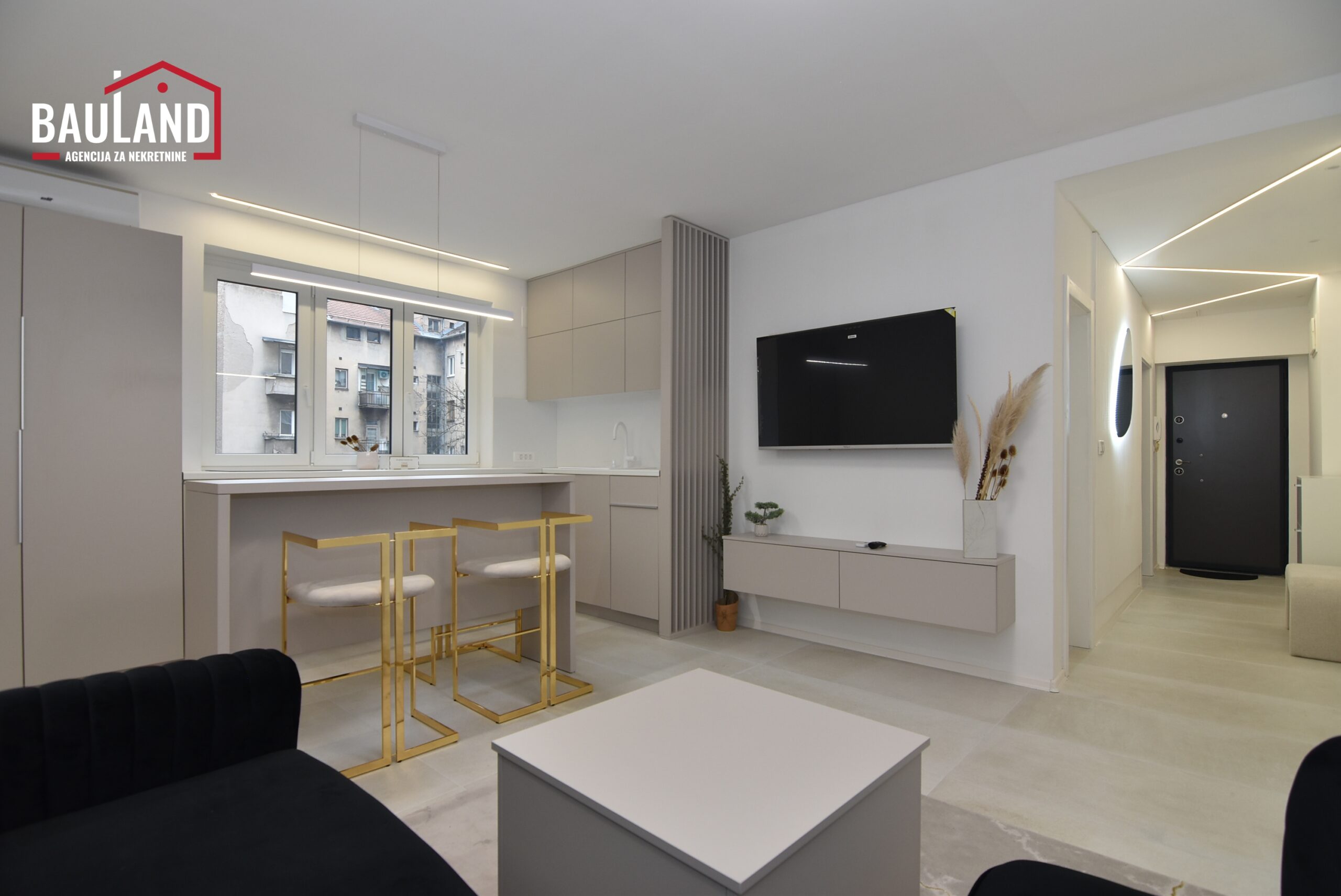 5 stan za prodaju 57m2 I sprat ul. Kranjčevićeva Općina Centar