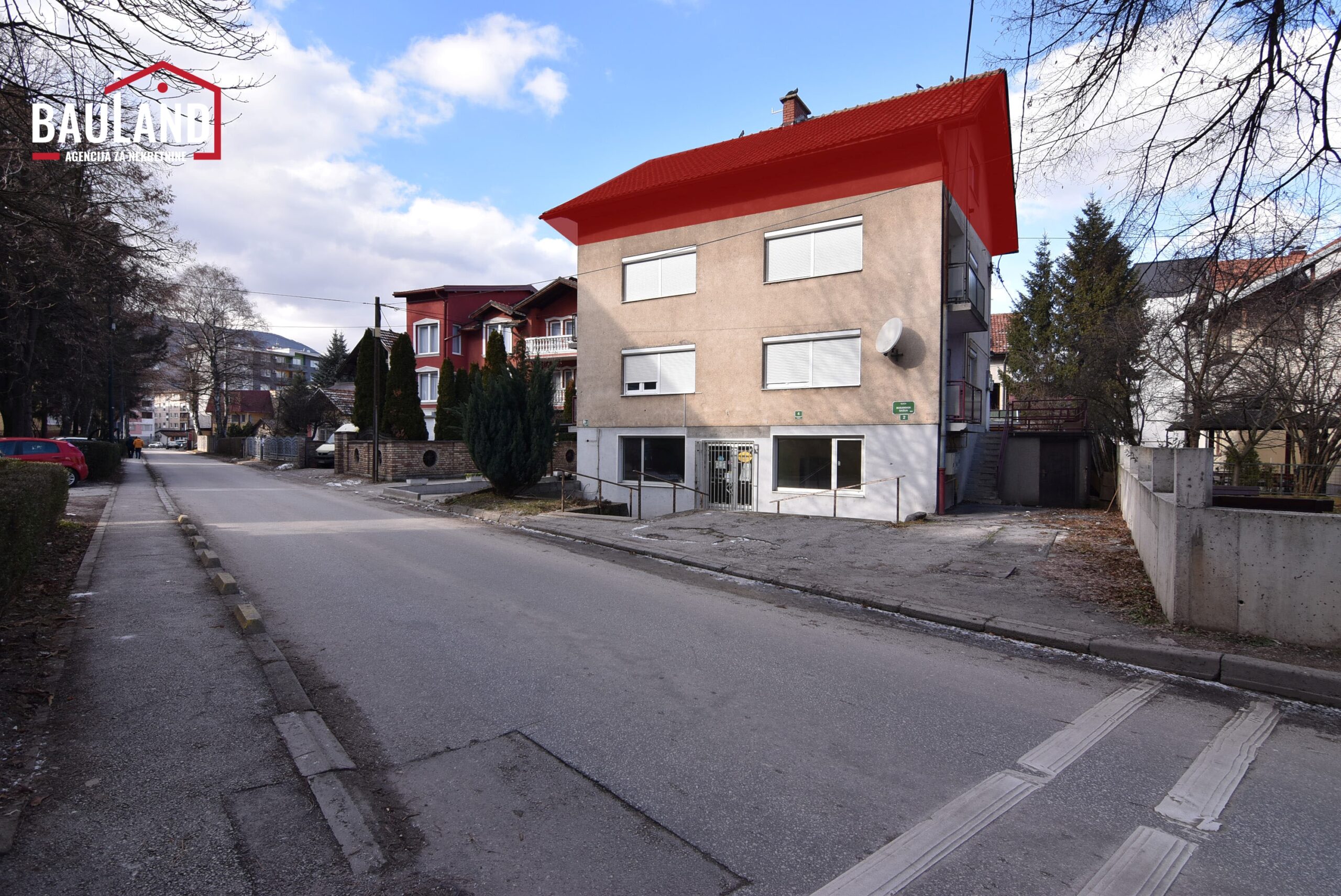 2 na prodaju dvosoban stan površine 55m2 u Pejtonu u ulici Bosanskih gazija