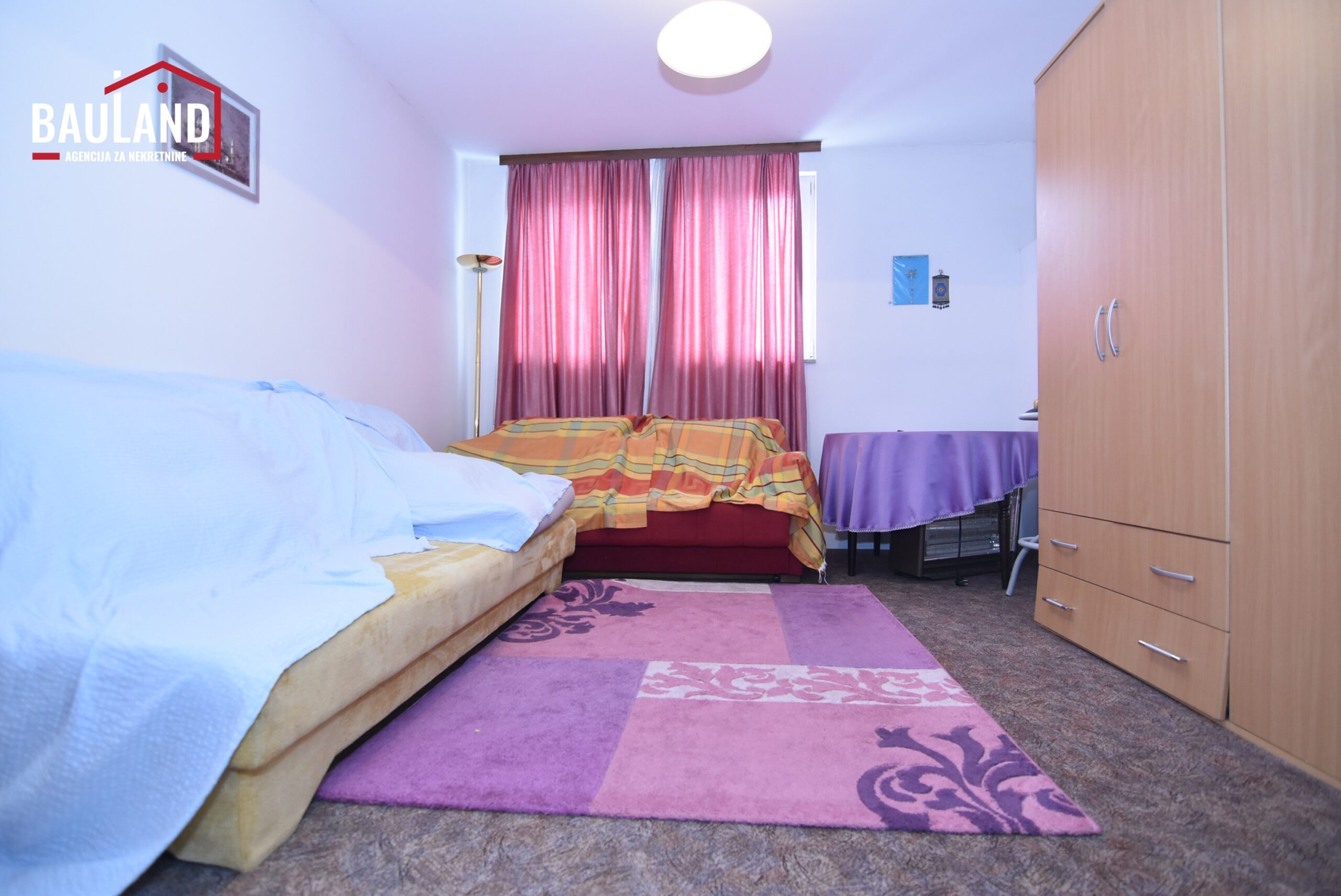 8 prodaja stana Pejton Ilidža