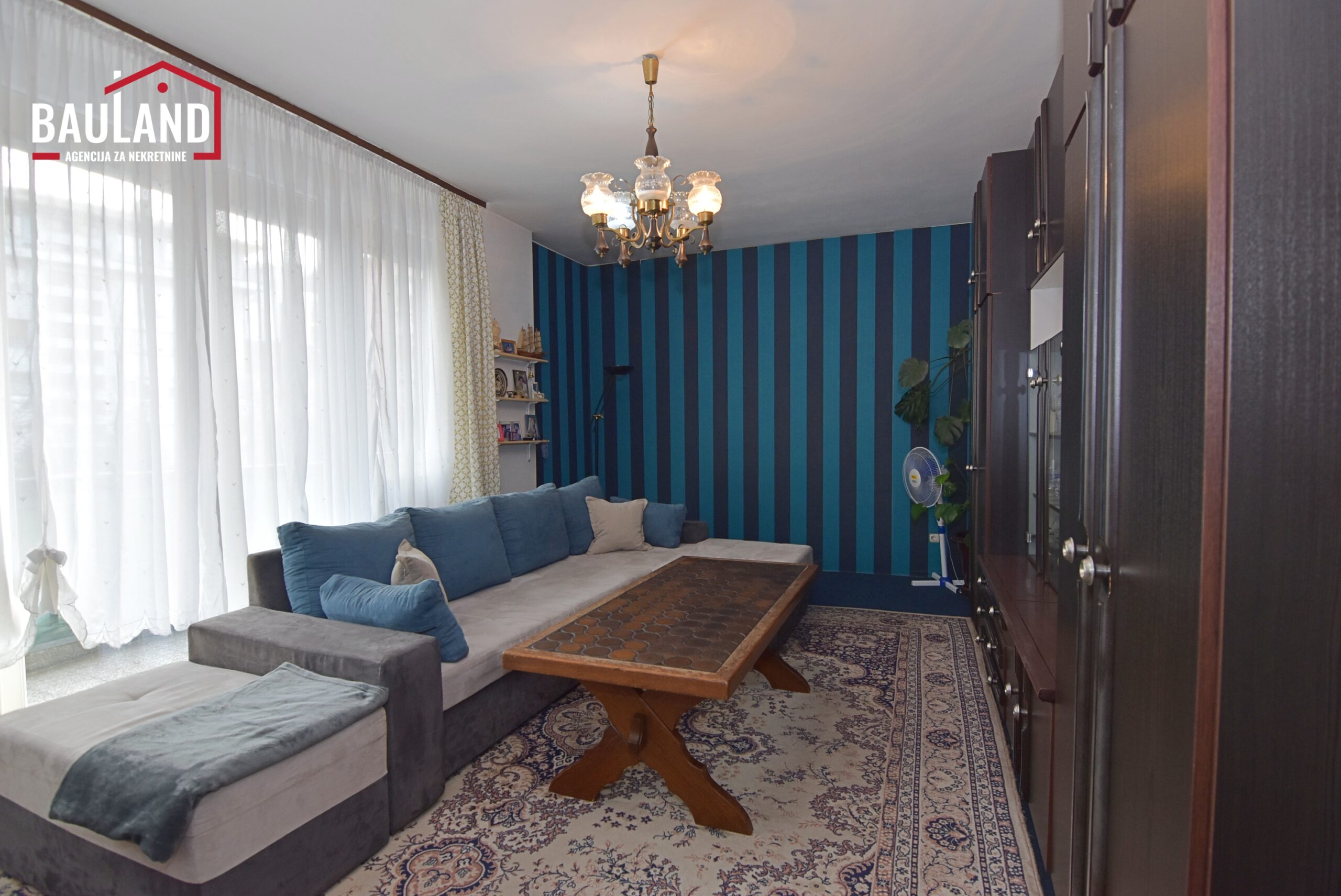 2 trosoban stan za prodaju Grbavica Novo Sarajevo