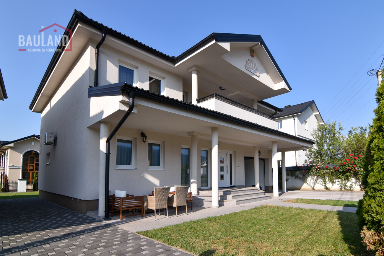 Moderne Haus mit 4 Schlafzimmern, Garage und wunderschönem Garten – Ilidža, Osijek