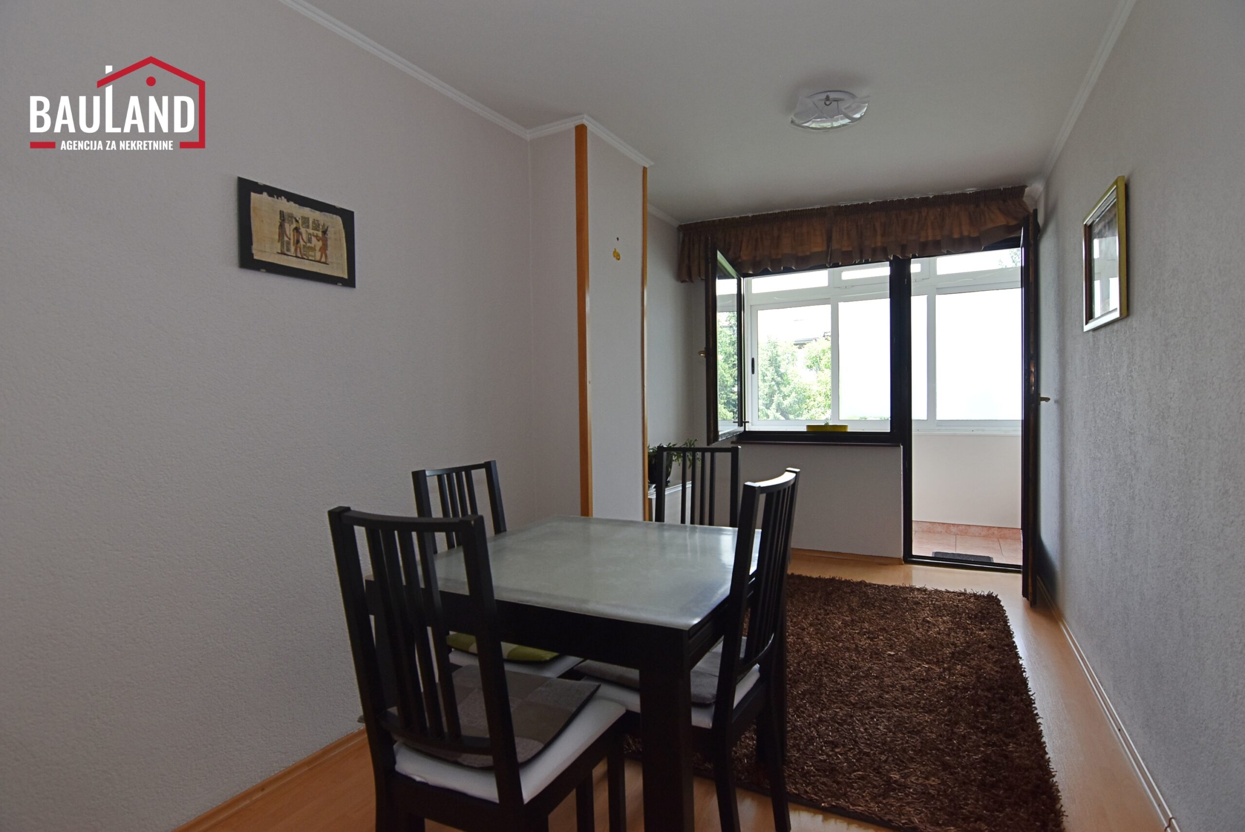 11 dvosoban stan za prodaju Koševsko brdo Centar