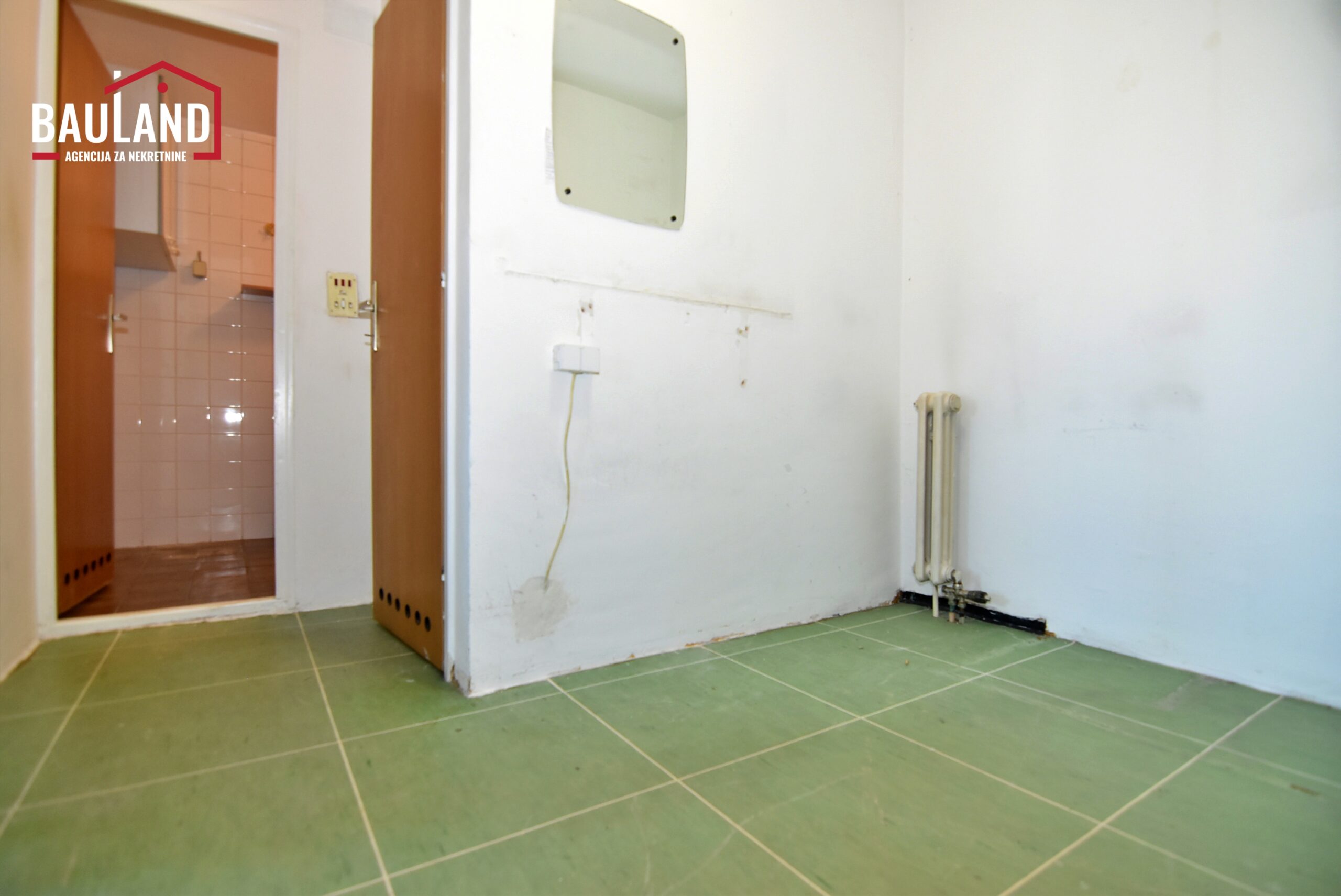 11 stan za prodaju u ulici Sulejmana Filipovića naselje Dobrinja Općina Novi Grad Sarajevo