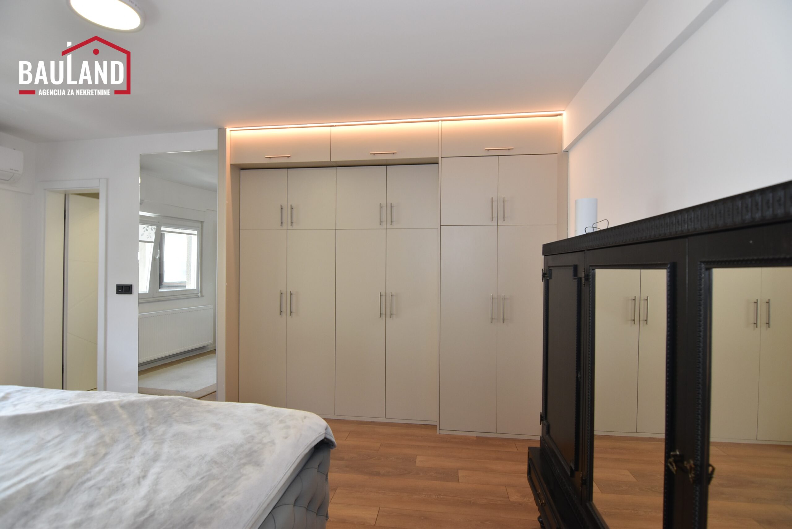 9 iznajmljuje se dvosoban namješten stan sa novim stvarima u ulici Kečina Općina Stari Grad Sarajevo