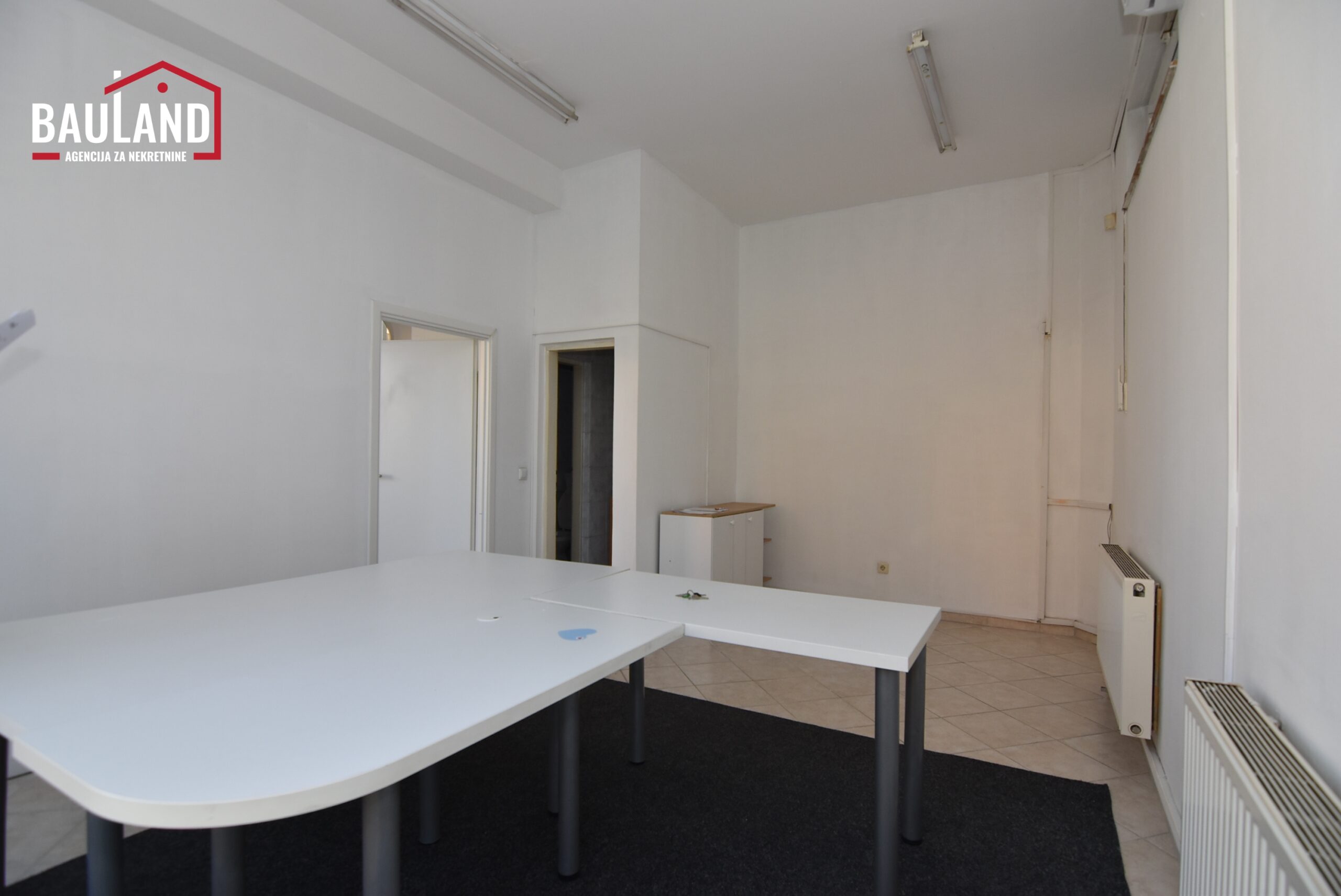 4 poslovni prostor za najam 52m2 Olovska Hrasno brdo