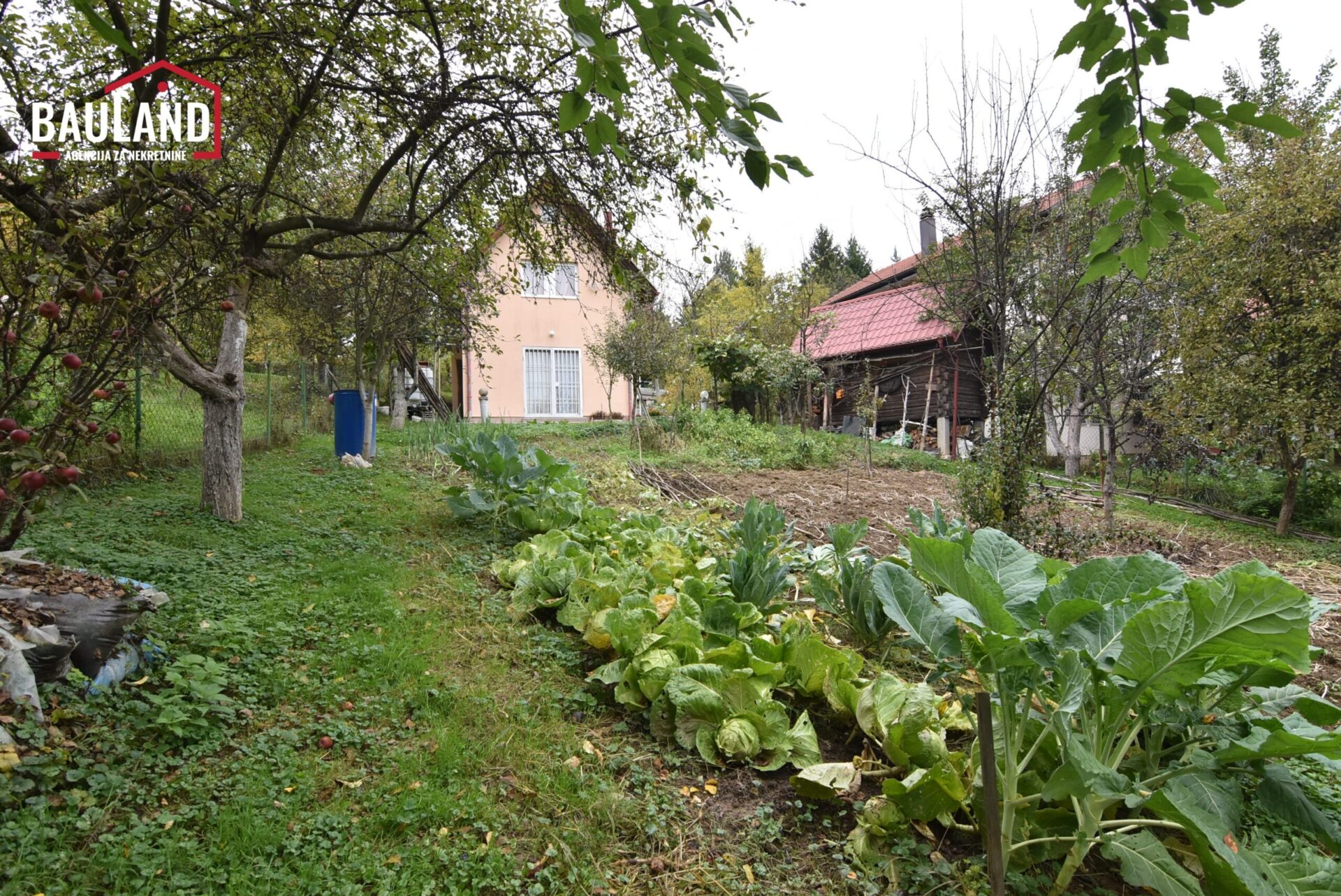 11 prodaje se vikend kuća u Gornjem Vlakovu Općina Ilidža