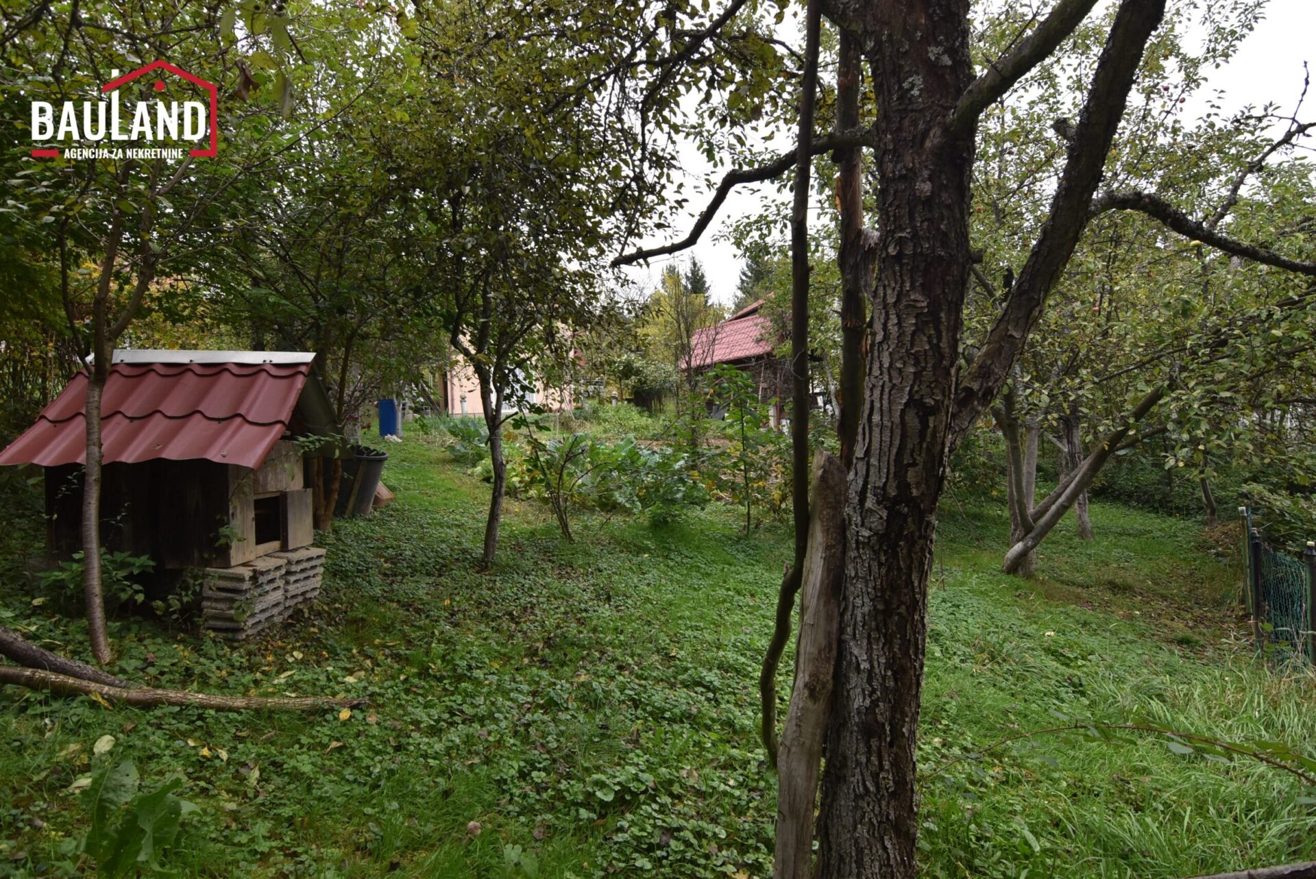 12 prodaje se vikendica u Gornjem Vlakovu Općina Ilidža