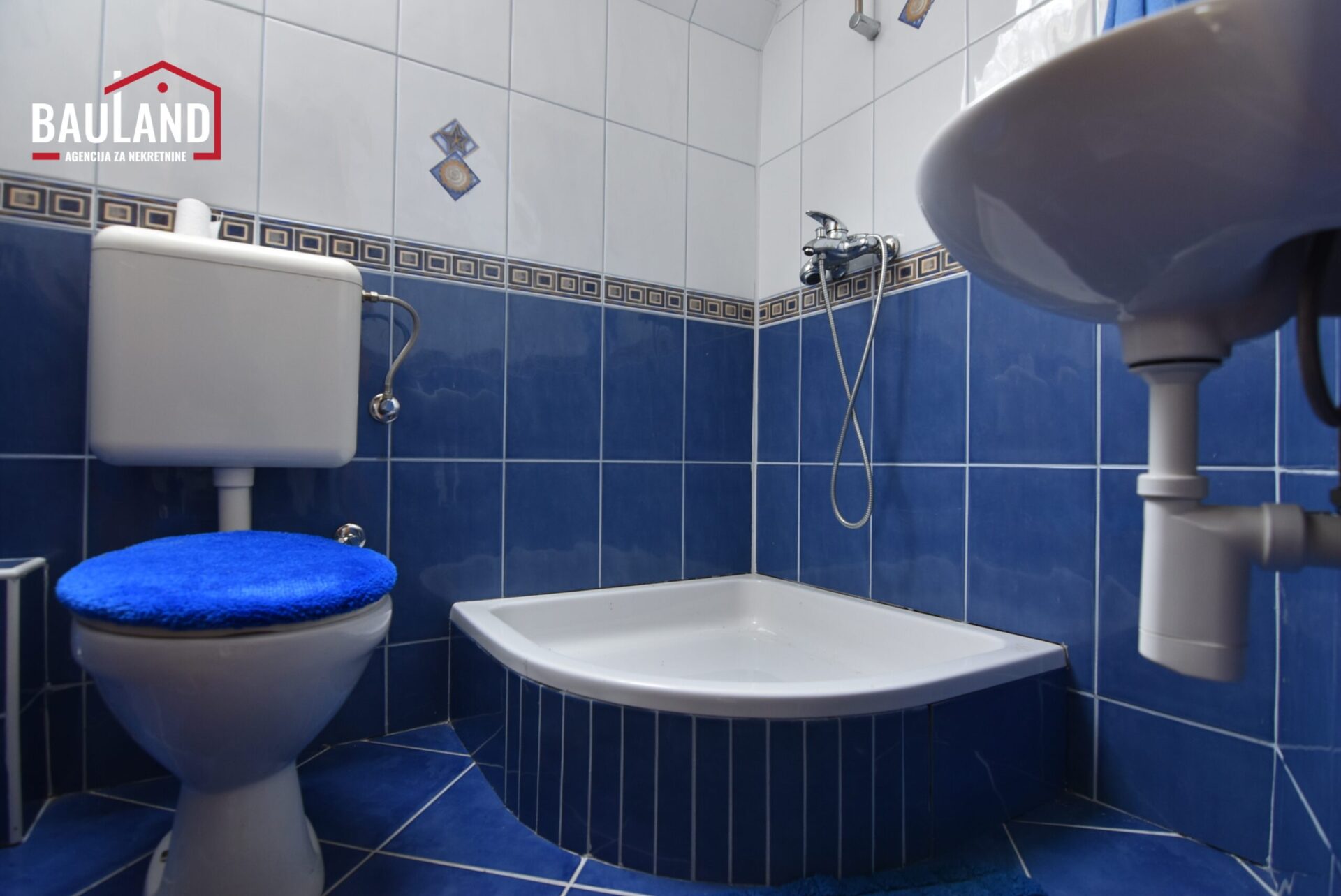 30 na prodaju vikendica u Gornjem Vlakovu Općina Ilidža